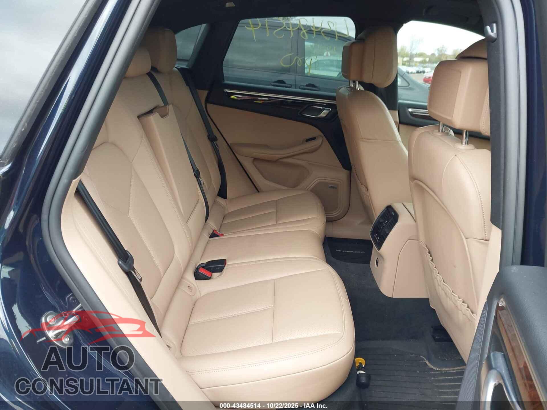 PORSCHE MACAN 2022 - WP1AA2A59NLB08998