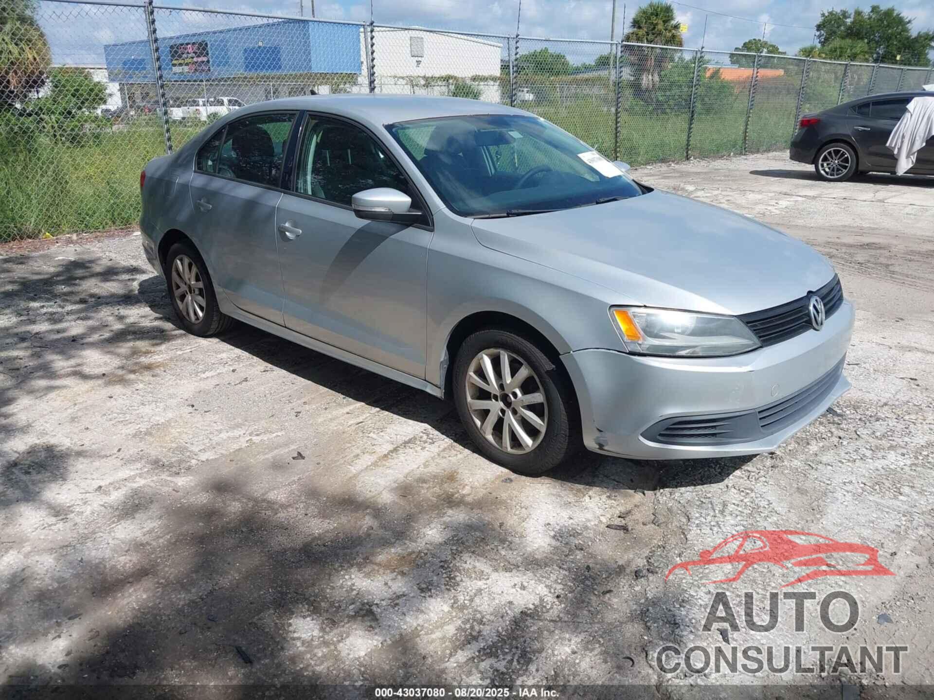 VOLKSWAGEN JETTA 2012 - 3VWDX7AJ5CM423135