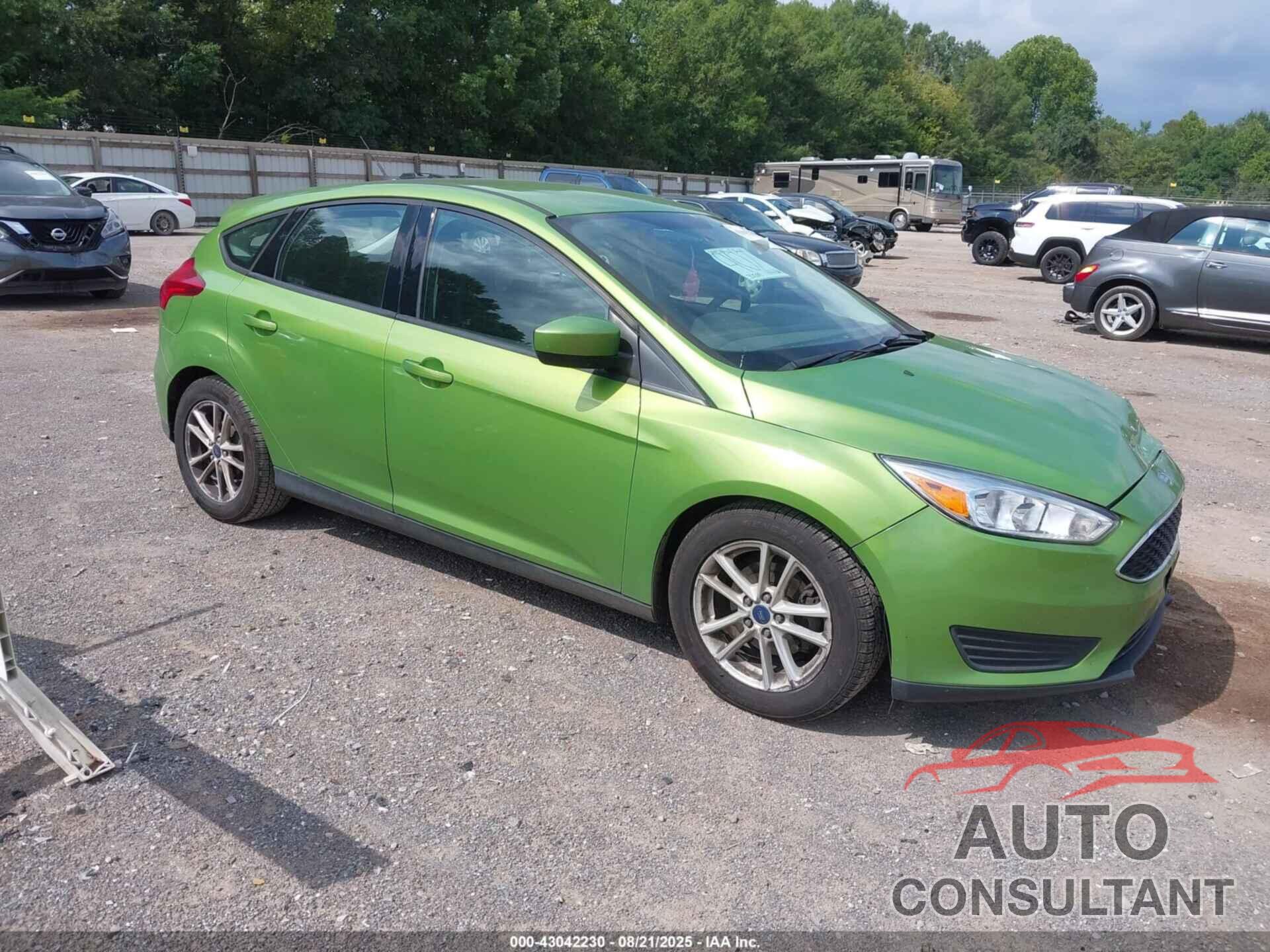 FORD FOCUS 2018 - 1FADP3K27JL281717