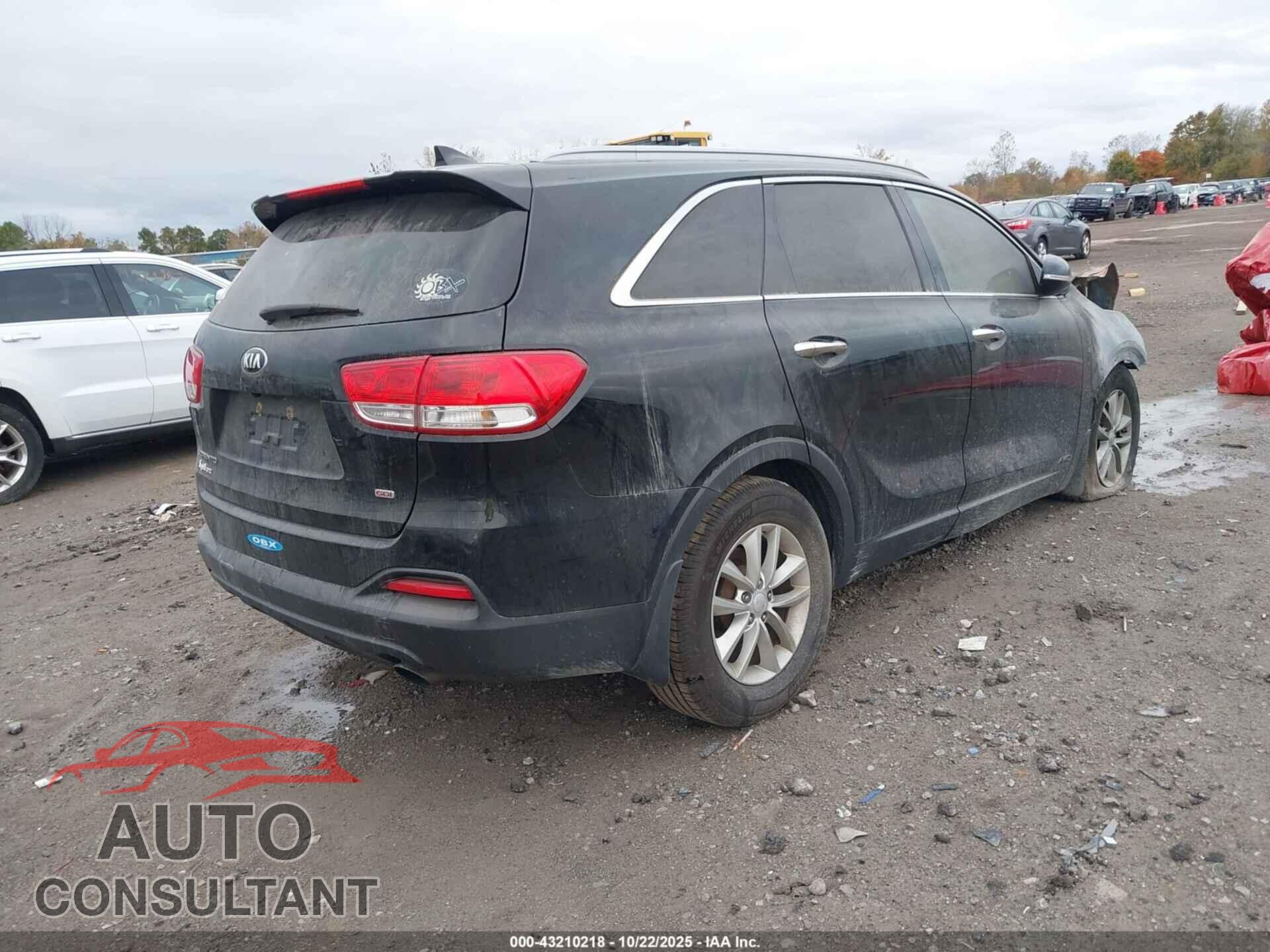 KIA SORENTO 2016 - 5XYPGDA37GG043555