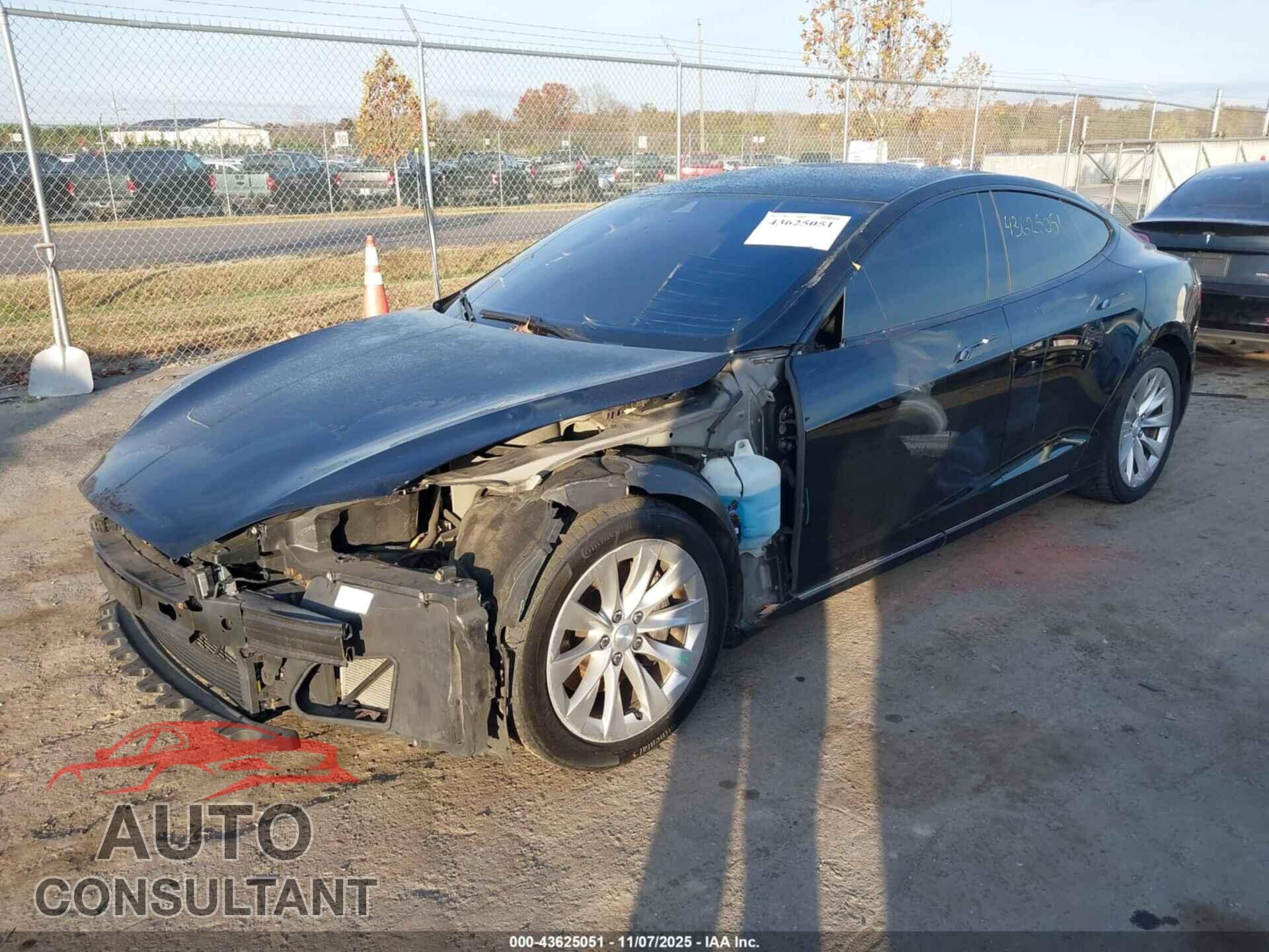 TESLA MODEL S 2016 - 5YJSA1E16GF161168