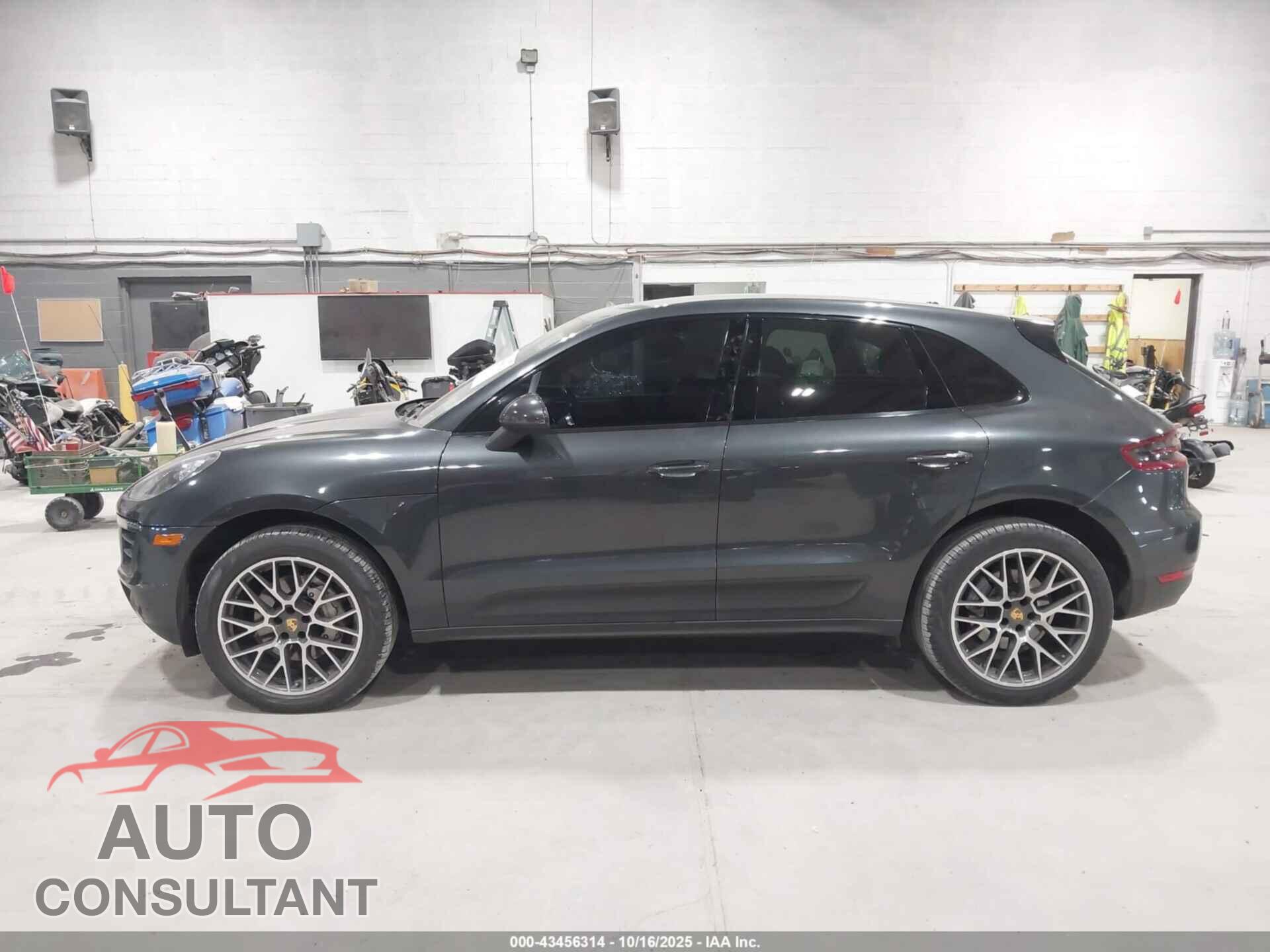 PORSCHE MACAN 2017 - WP1AB2A56HLB15943
