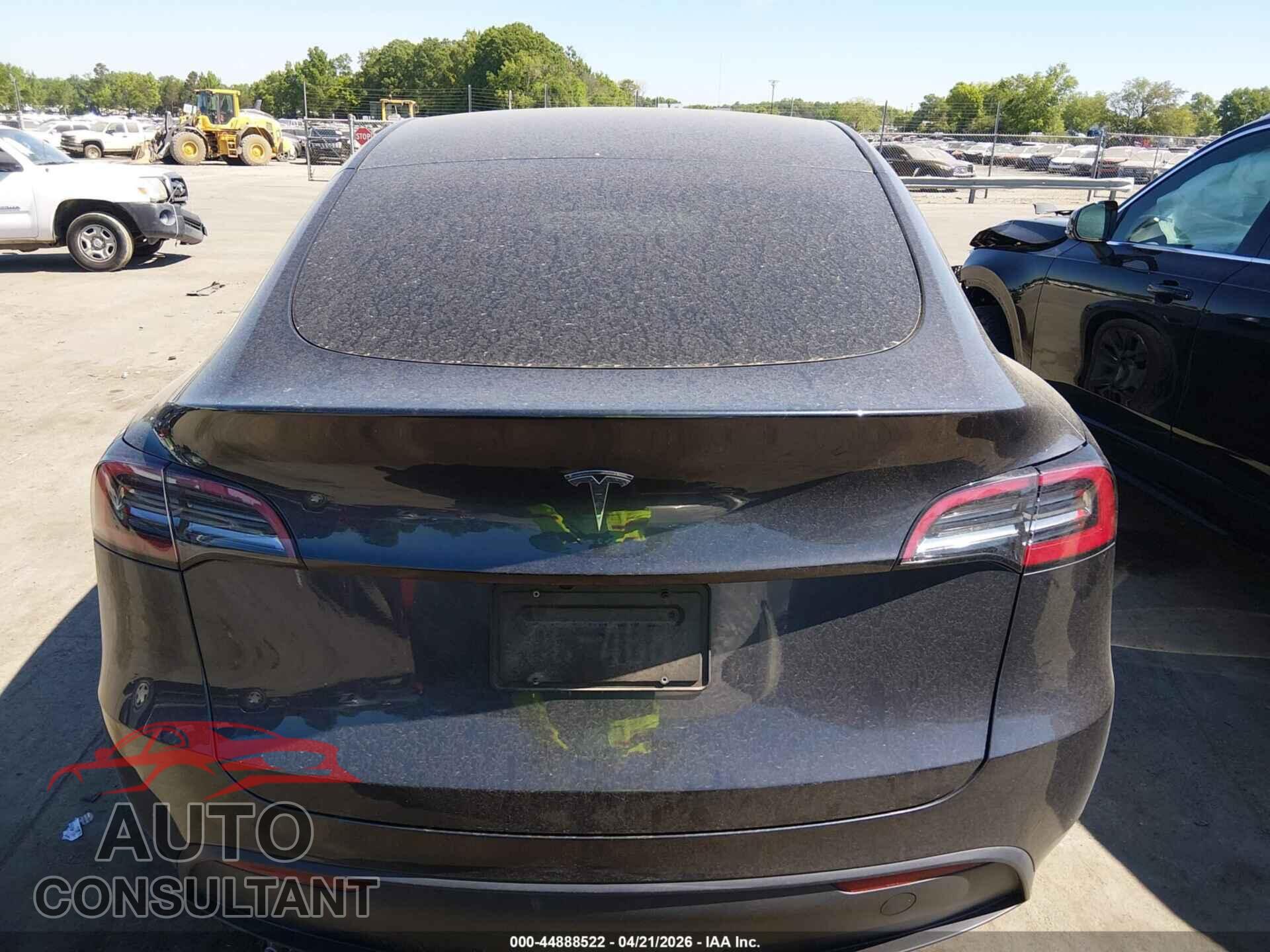 TESLA MODEL Y 2024 - 7SAYGDED3RA332000