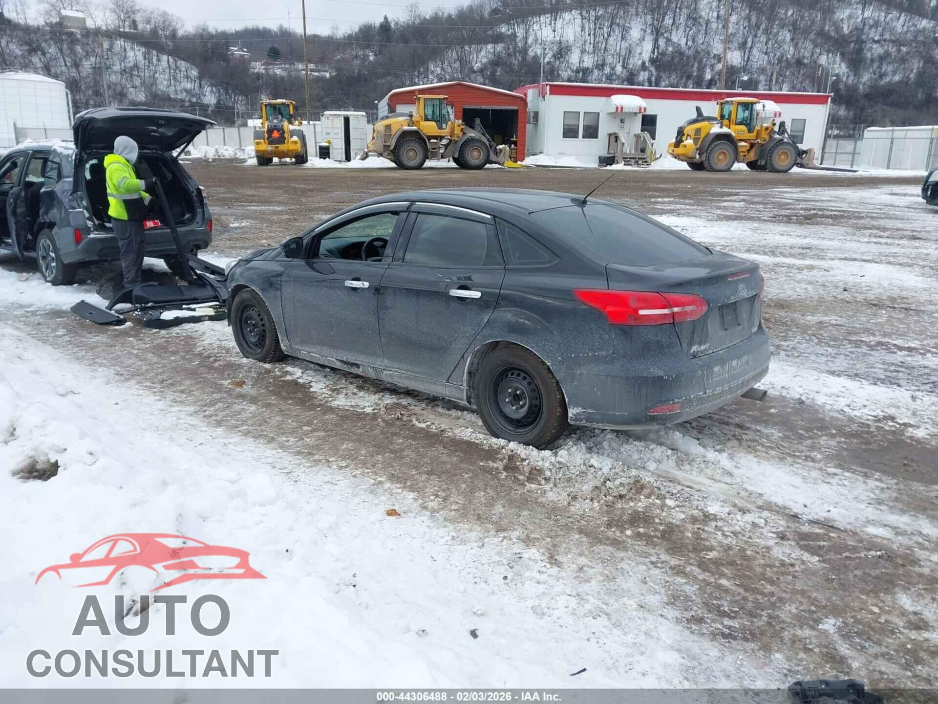 FORD FOCUS 2016 - 1FADP3E22GL201549