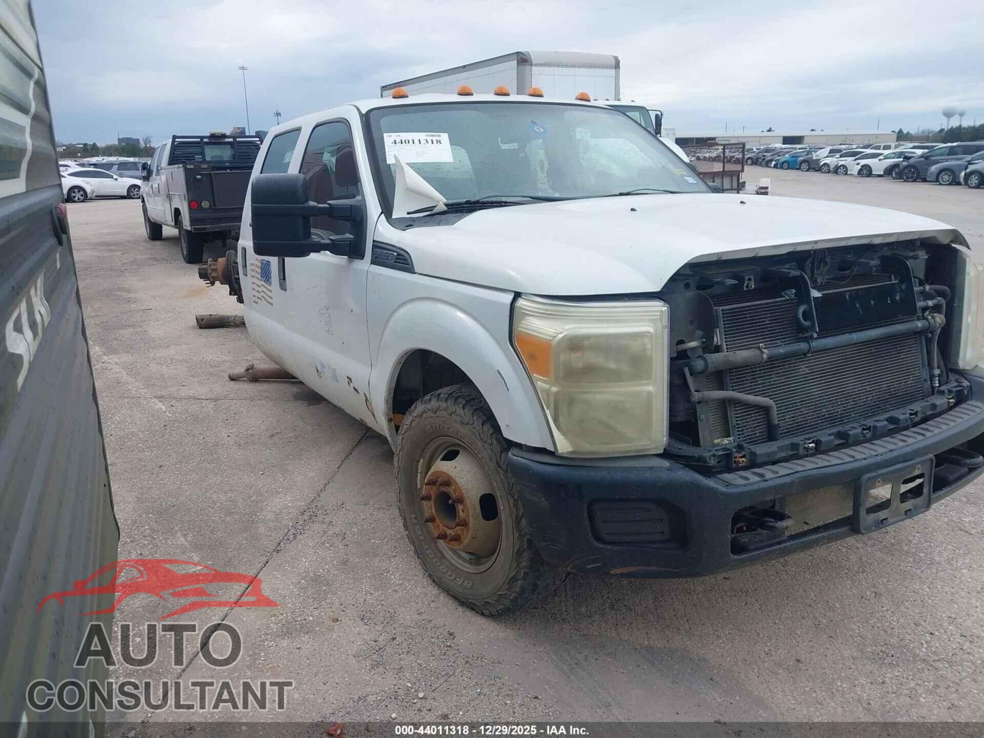 FORD F-350 CHASSIS 2013 - 1FD8W3GT7DEB73473