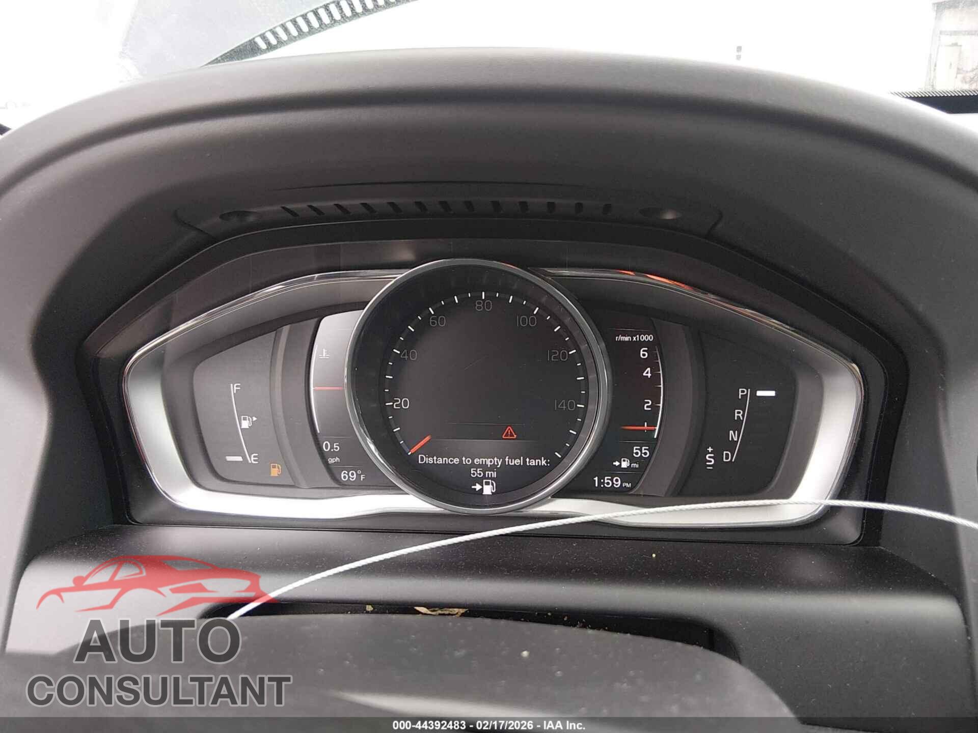 VOLVO XC60 2017 - YV440MDU6H2105483