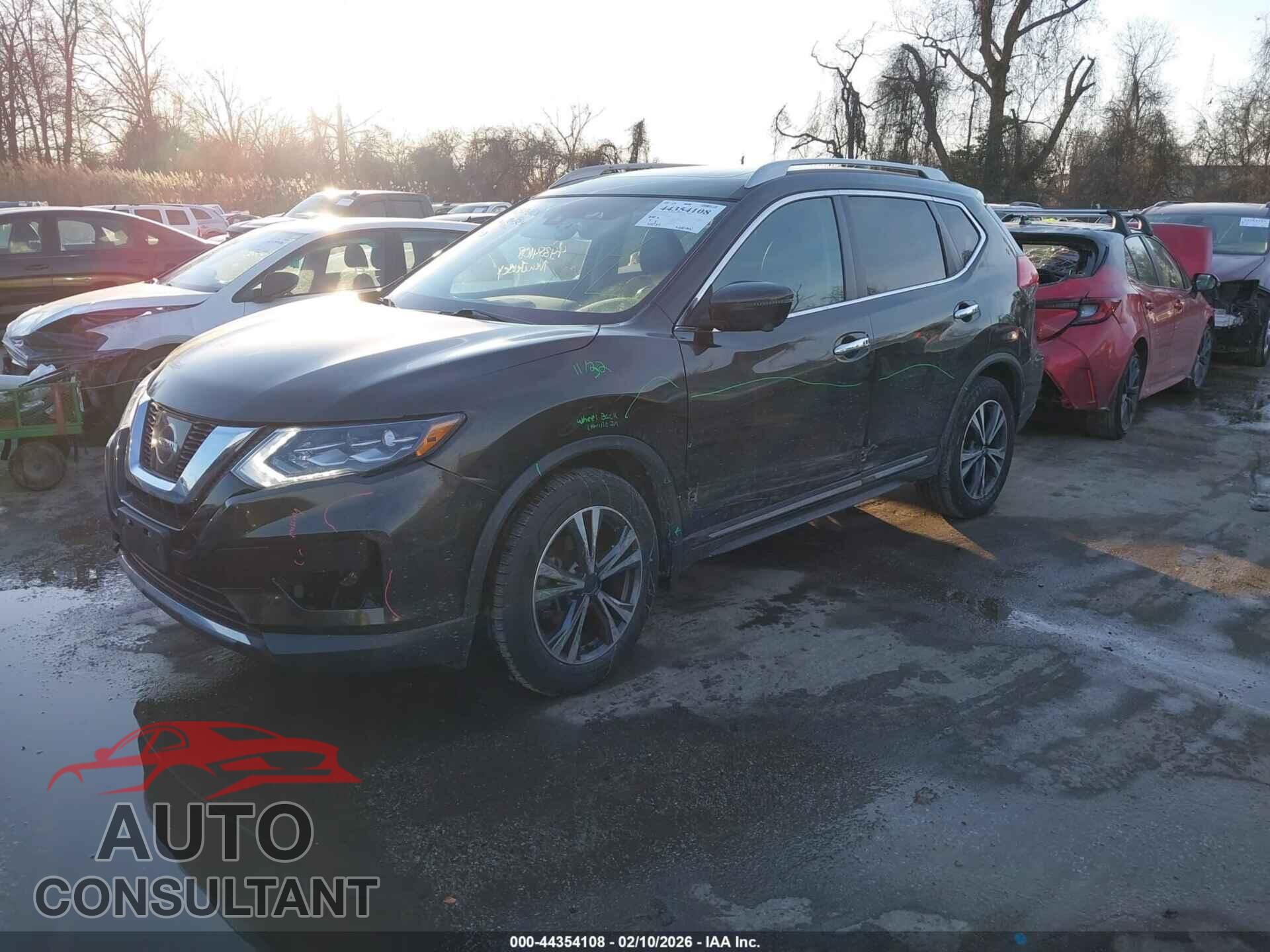 NISSAN ROGUE 2017 - 5N1AT2MV3HC748244