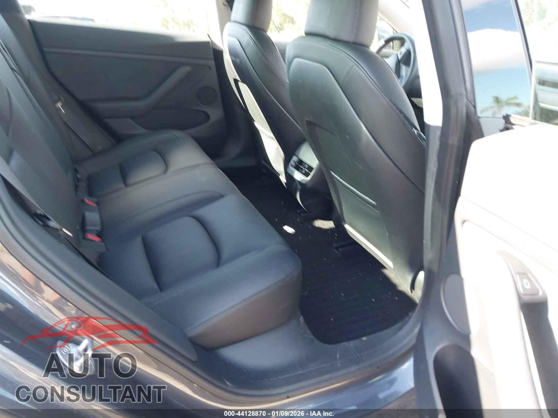 TESLA MODEL 3 2023 - 5YJ3E1EA1PF644110