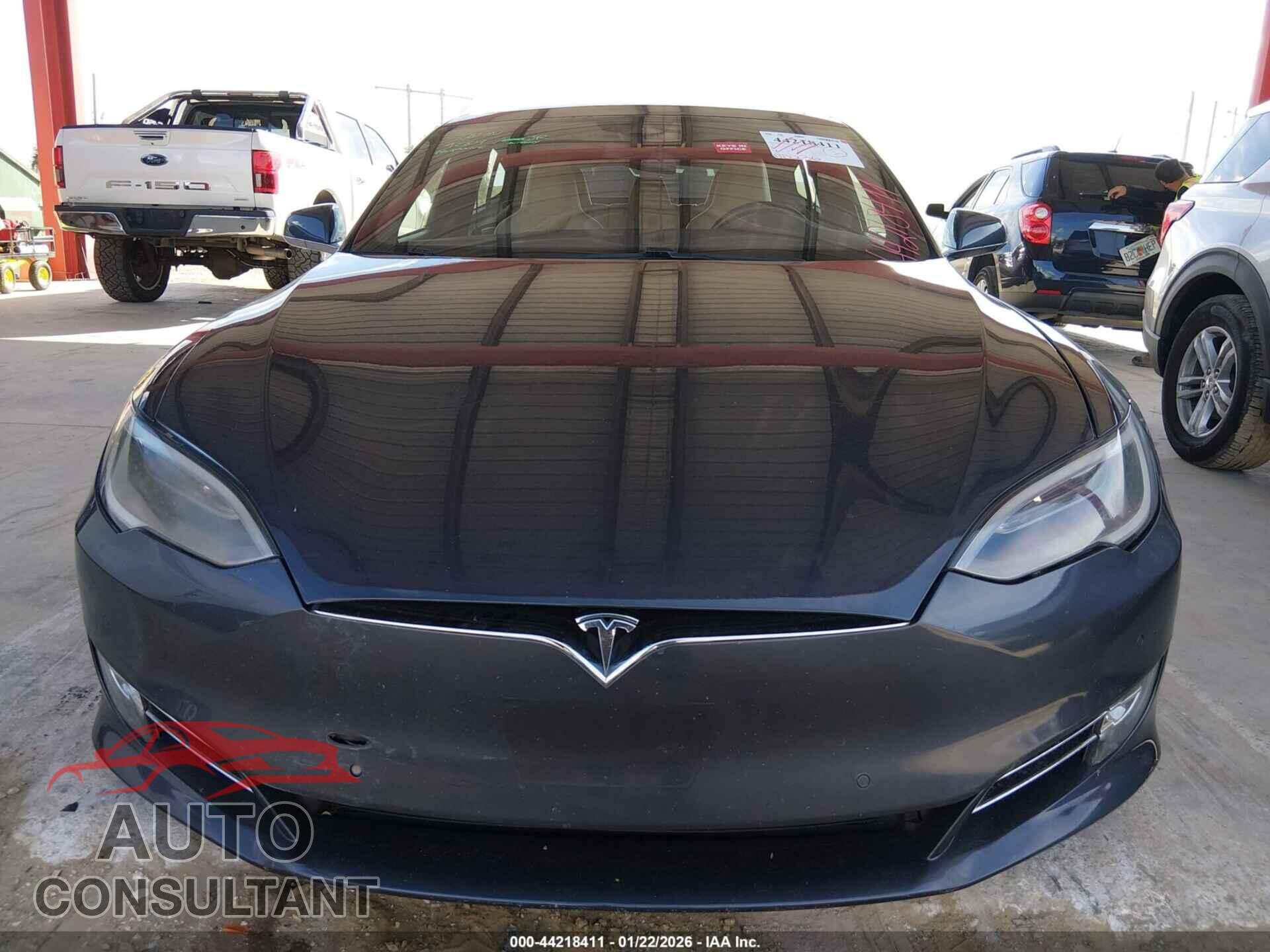 TESLA MODEL S 2016 - 5YJSA1E22GF140987