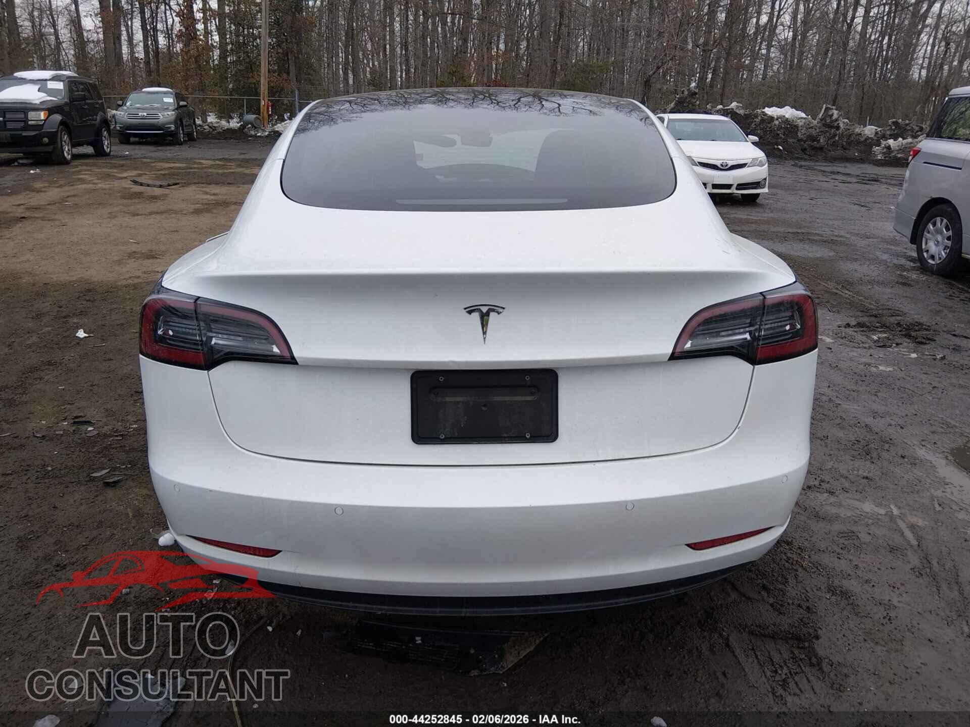 TESLA MODEL 3 2021 - 5YJ3E1EA2MF087848