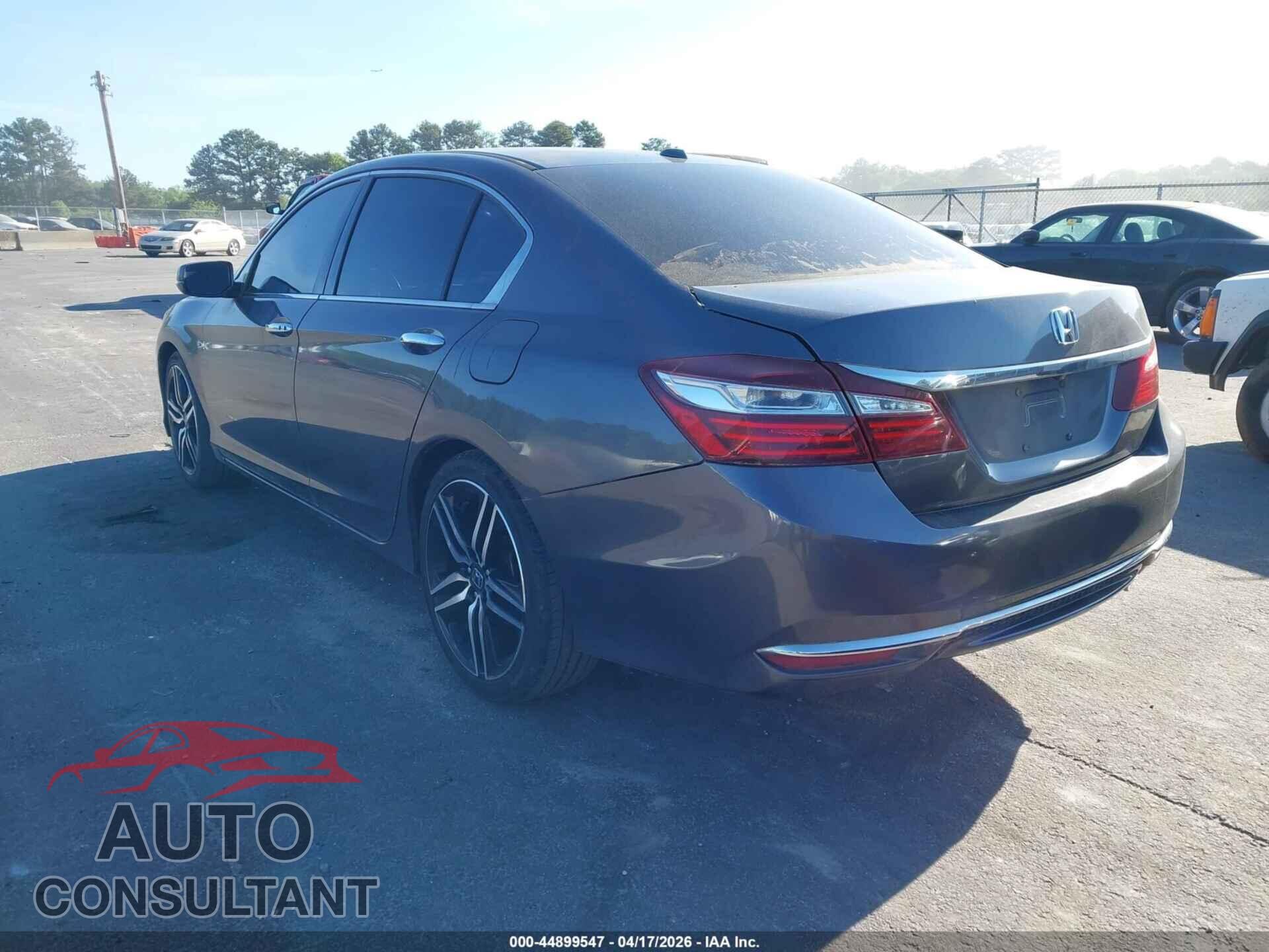 HONDA ACCORD 2017 - 1HGCR2F82HA042575