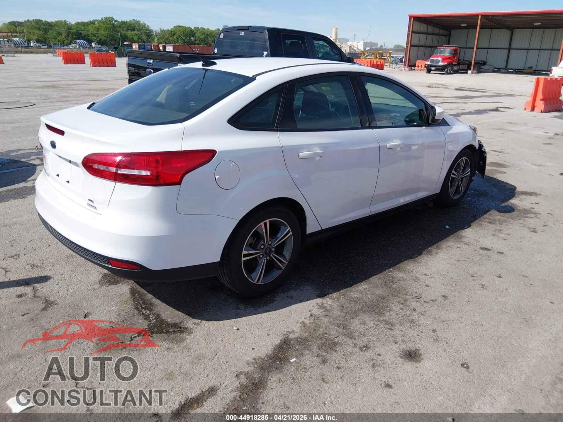 FORD FOCUS 2018 - 1FADP3FE1JL259734