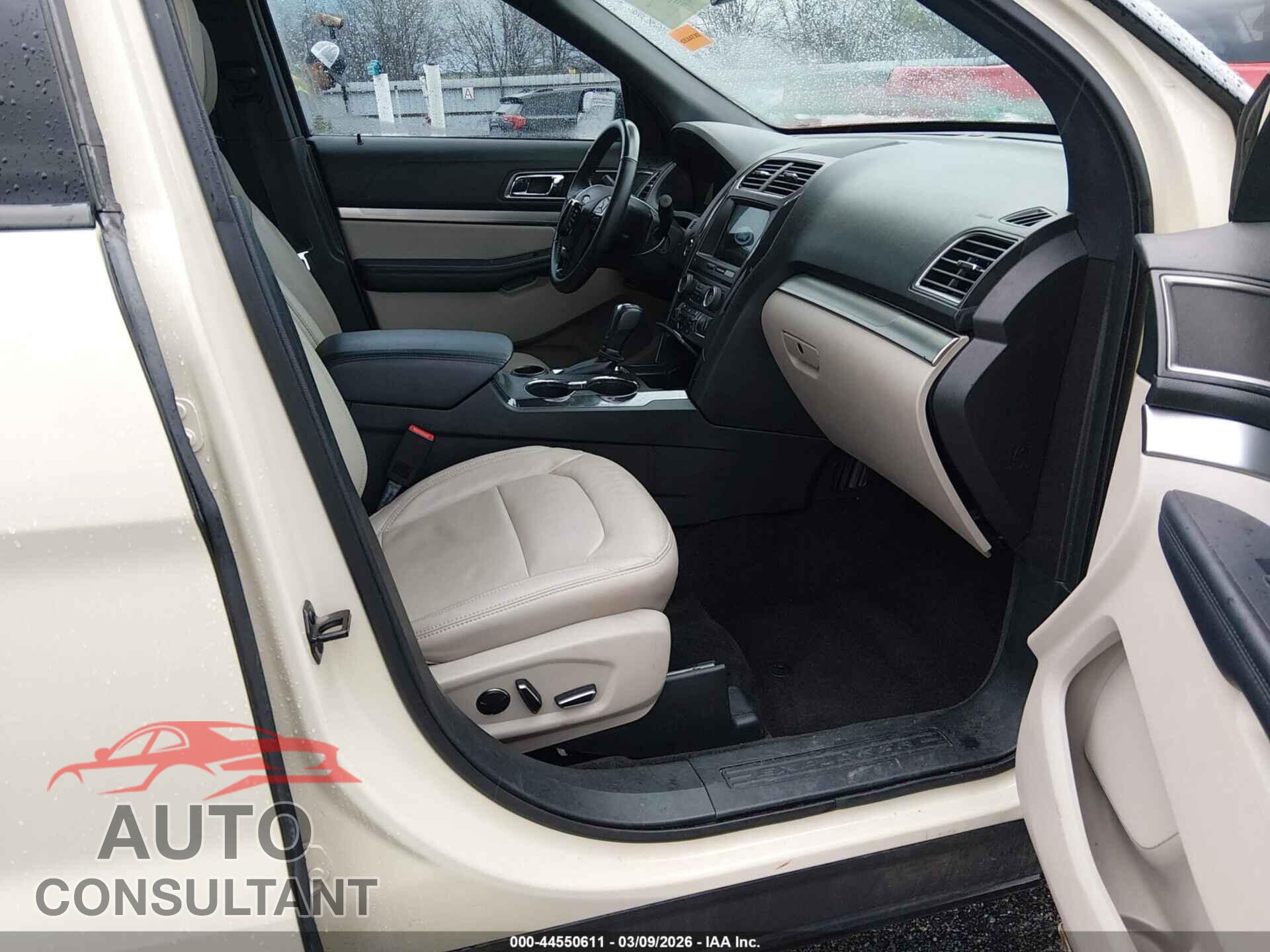 FORD EXPLORER 2018 - 1FM5K7D83JGB26642