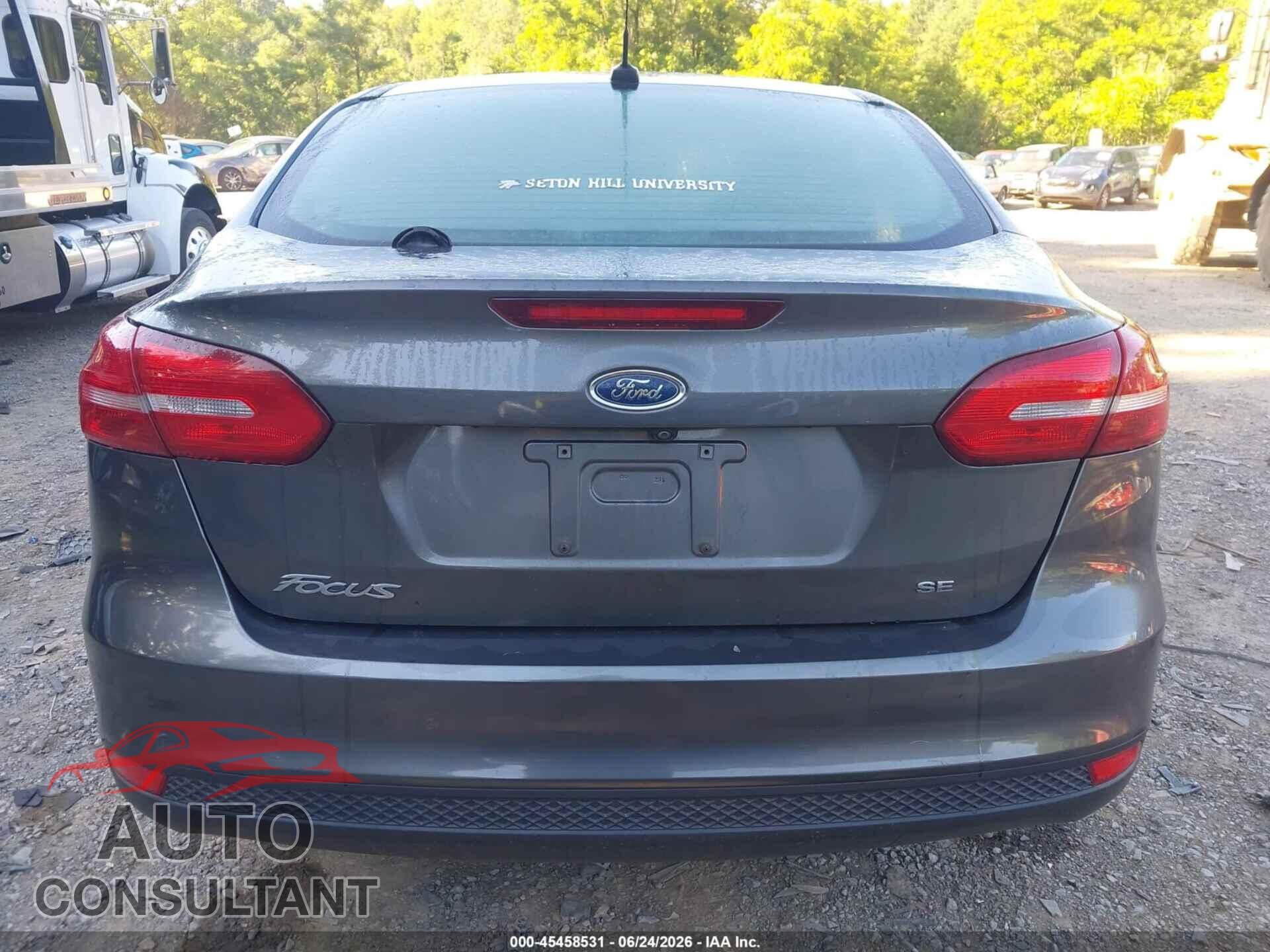 FORD FOCUS 2017 - 1FADP3F23HL294985