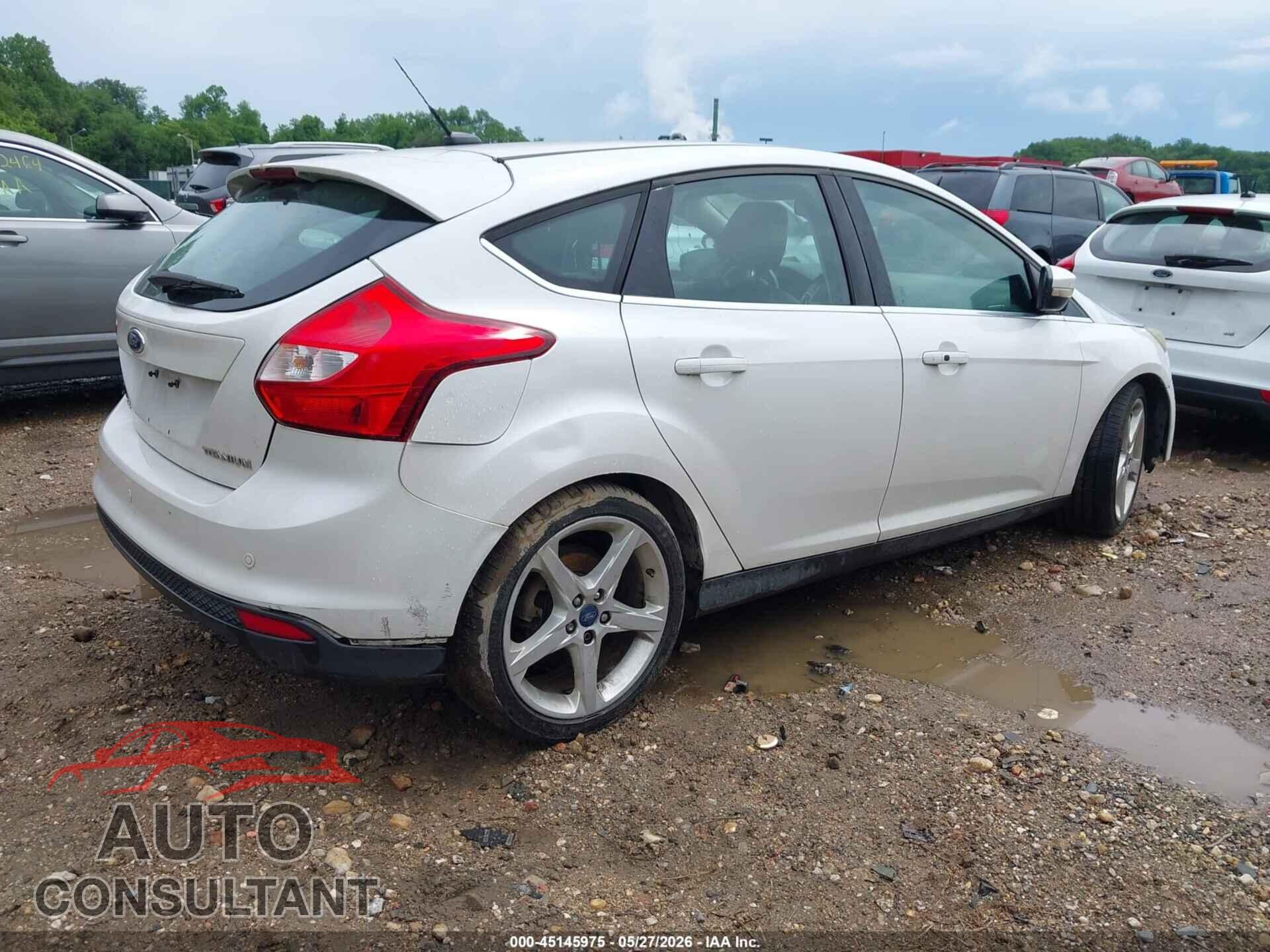 FORD FOCUS 2012 - 1FAHP3N21CL333875