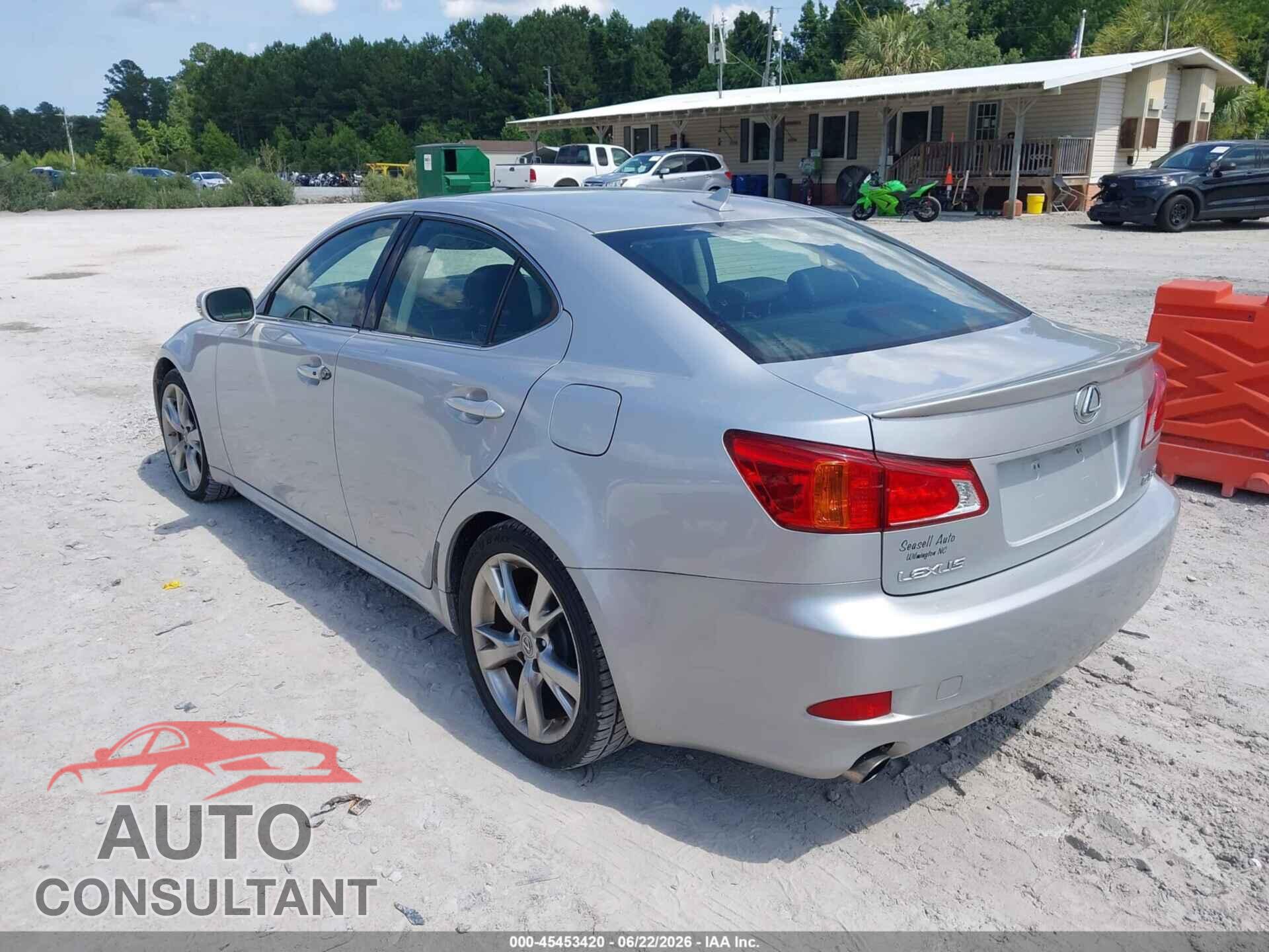 LEXUS IS 350 2010 - JTHBE5C21A5024525