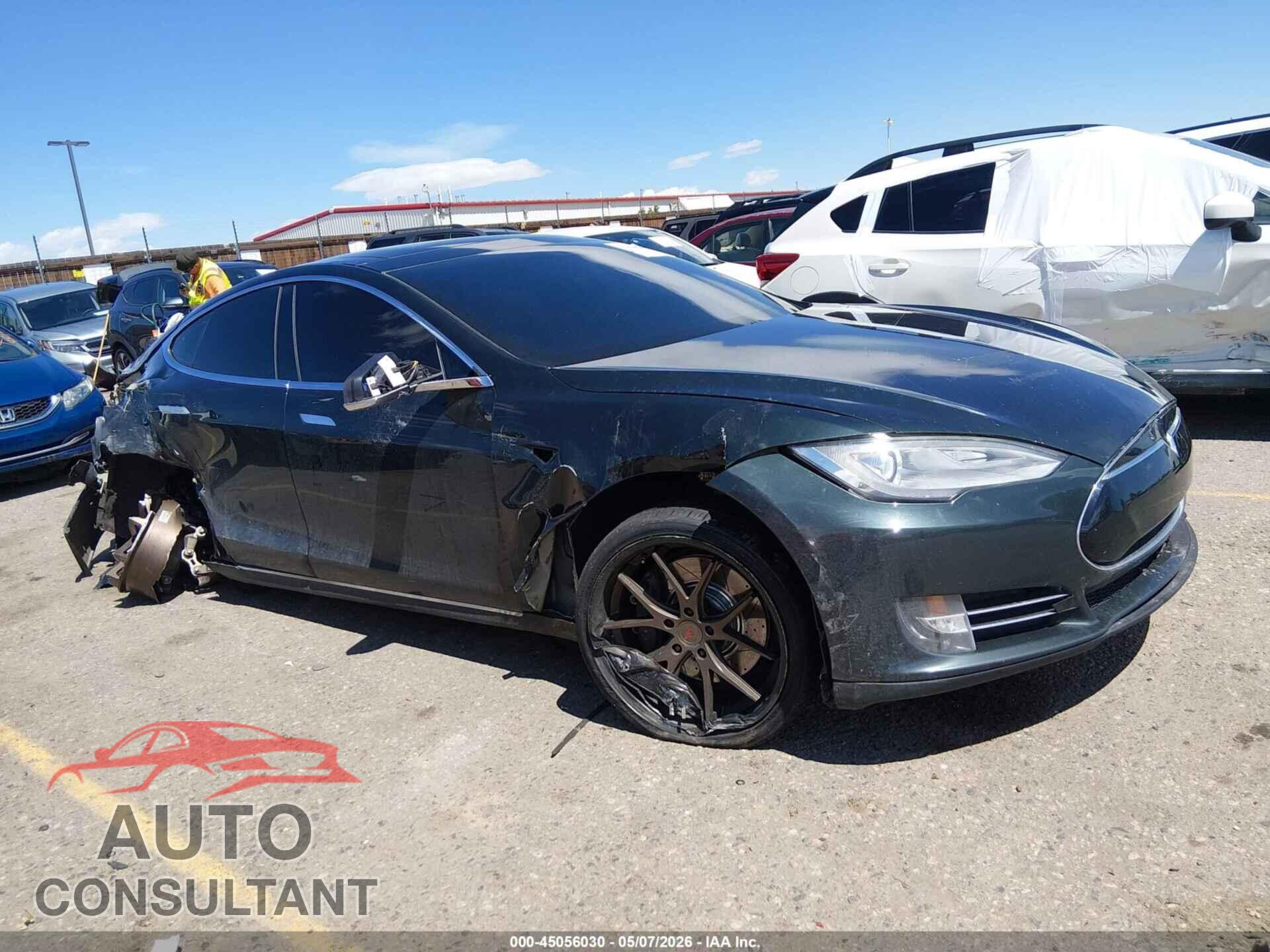 TESLA MODEL S 2013 - 5YJSA1CN7DFP06019