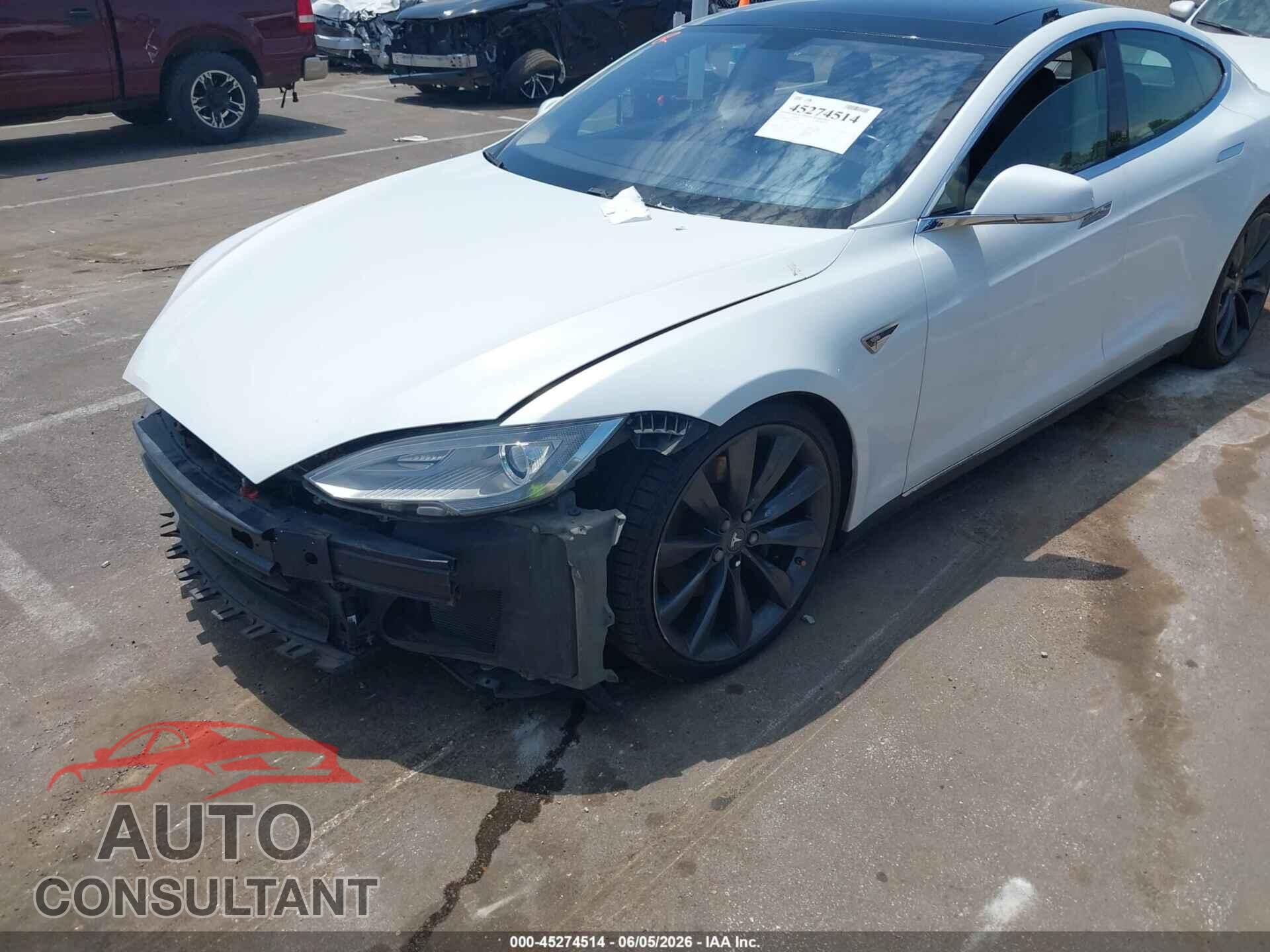 TESLA MODEL S 2013 - 5YJSA1DP6DFP11566