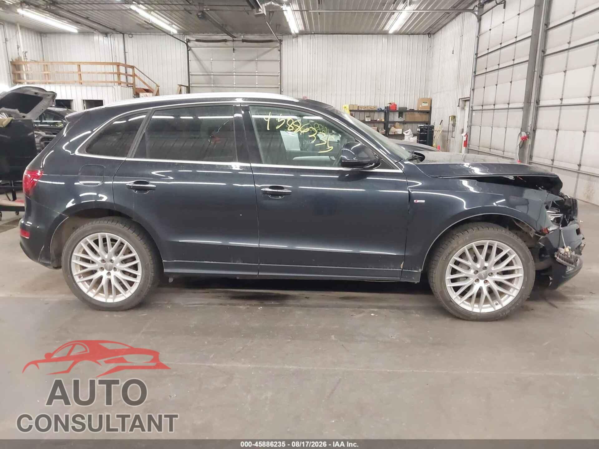 AUDI Q5 2017 - WA1M2AFP7HA044308