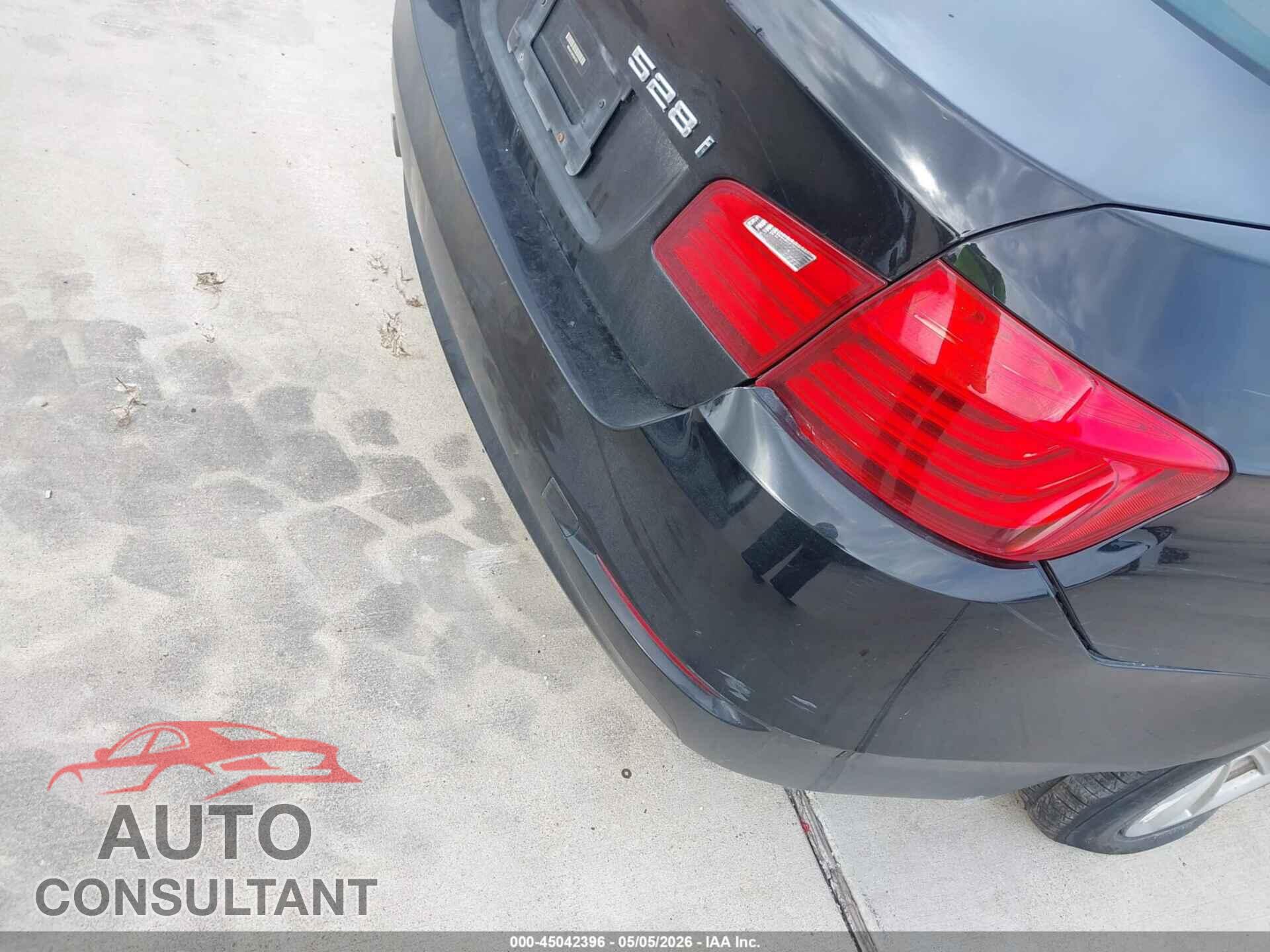 BMW 528I 2014 - WBA5A7C56ED615975