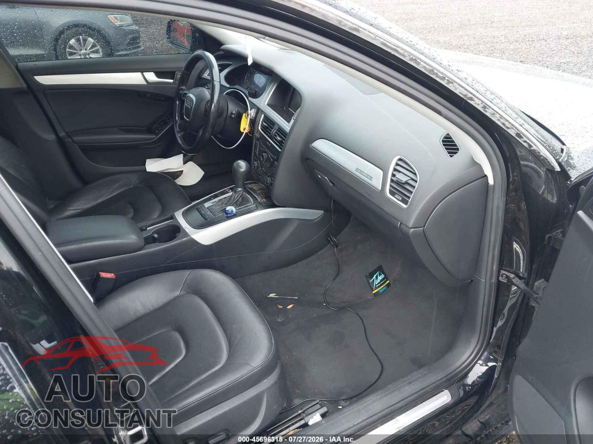 AUDI A4 2012 - WAUFFAFL2CA120197