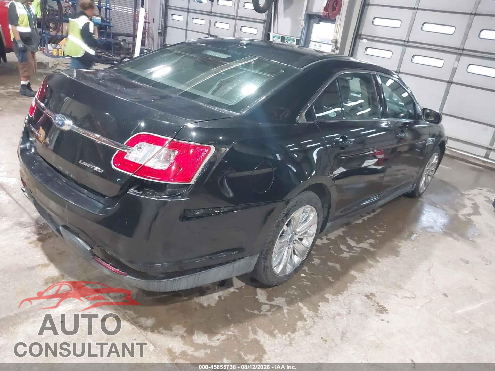 FORD TAURUS 2011 - 1FAHP2FW8BG134695