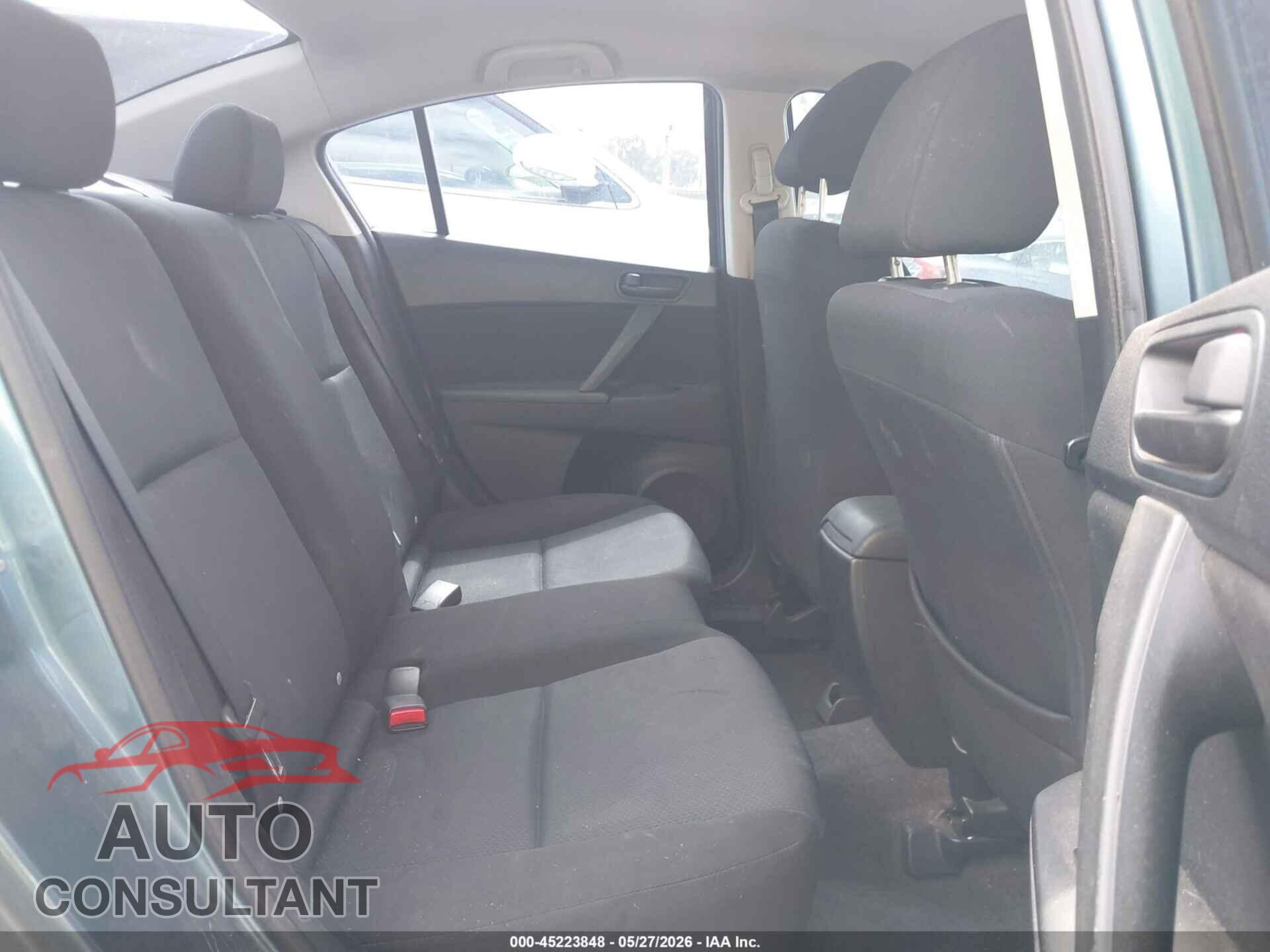 MAZDA MAZDA3 2011 - JM1BL1UG7B1362532