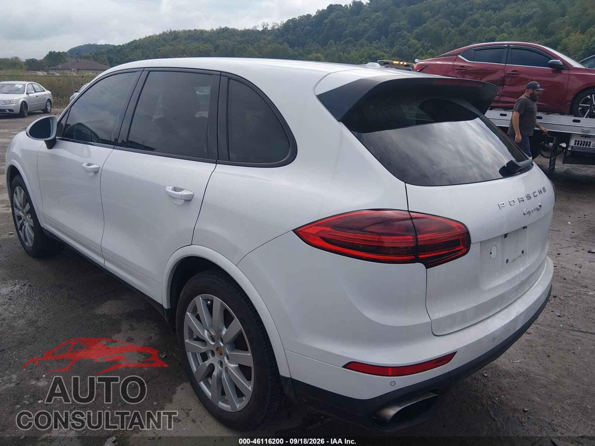 PORSCHE CAYENNE 2017 - WP1AA2A22HKA92353