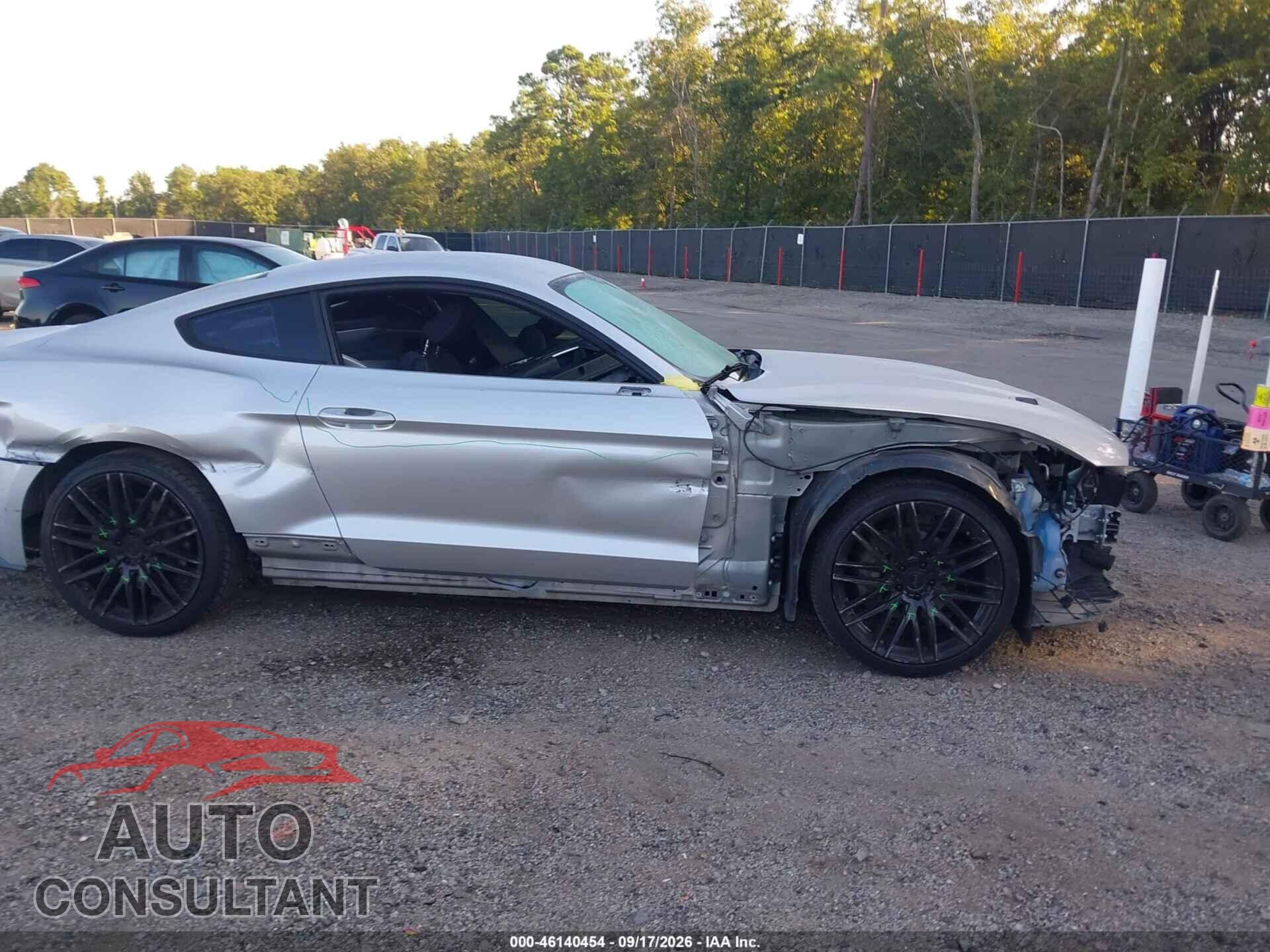 FORD MUSTANG 2019 - 1FA6P8TH0K5144083