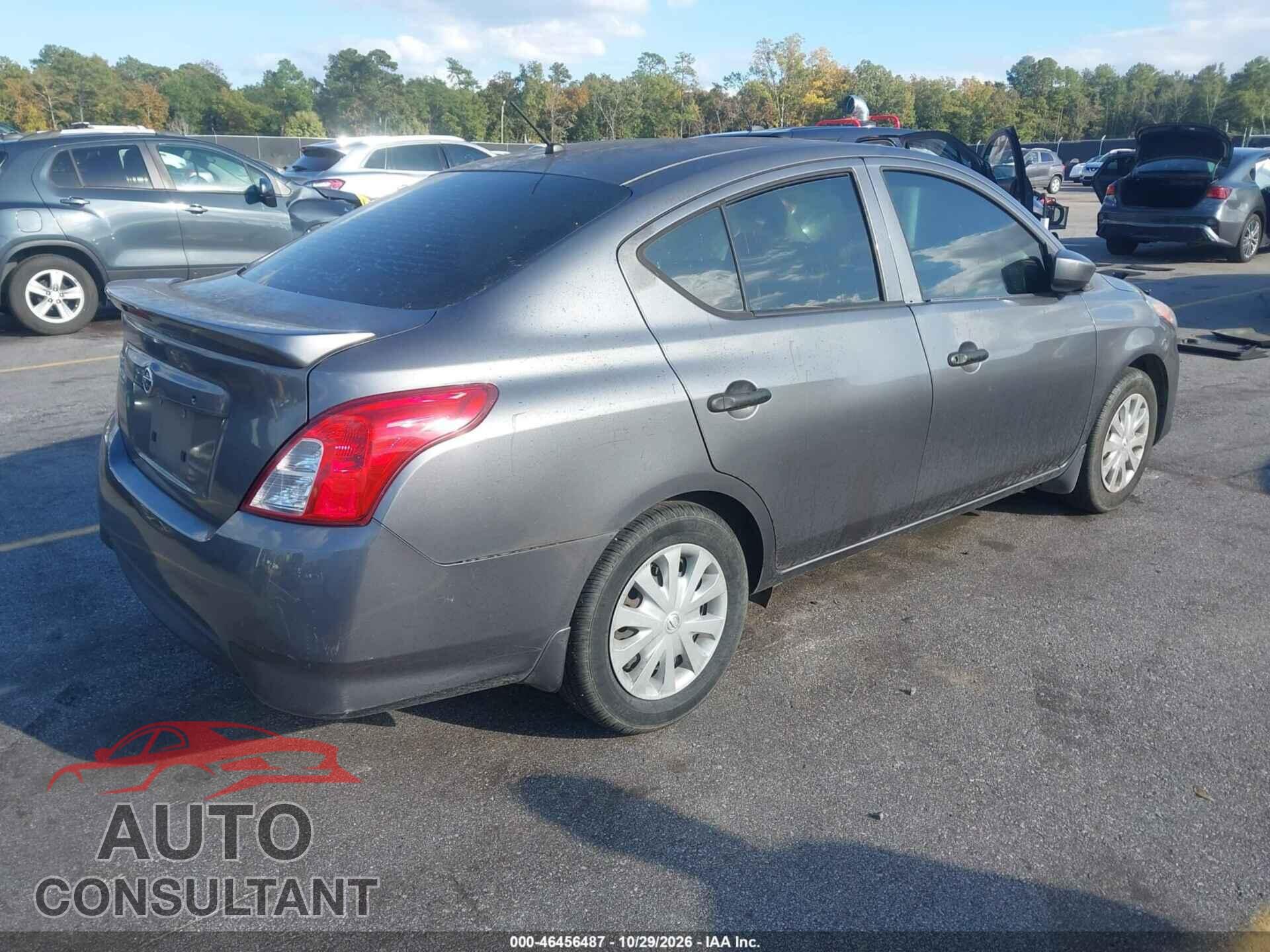 NISSAN VERSA 2019 - 3N1CN7AP3KL811626