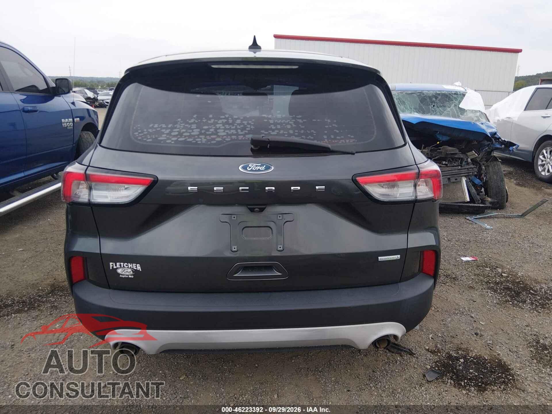 FORD ESCAPE 2020 - 1FMCU0F68LUA33611