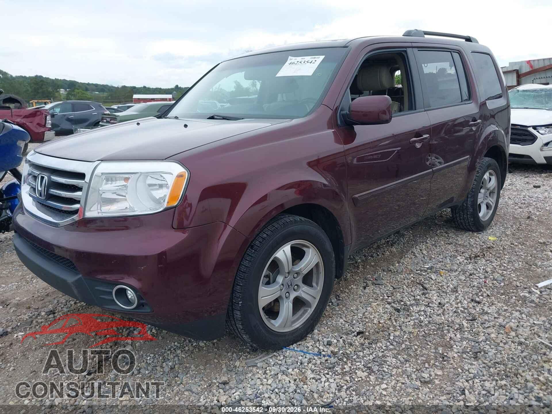 HONDA PILOT 2015 - 5FNYF4H51FB040896