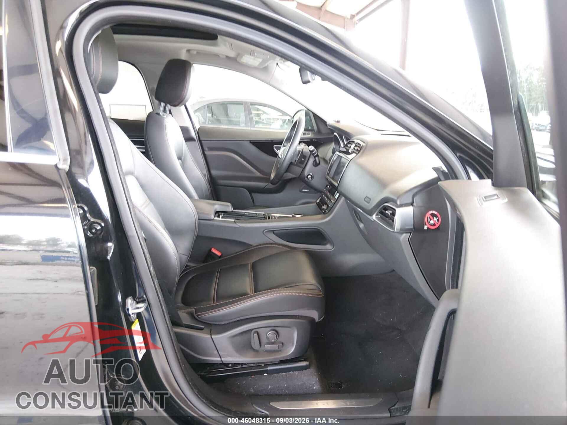 JAGUAR F-PACE 2018 - SADCK2FX6JA265237