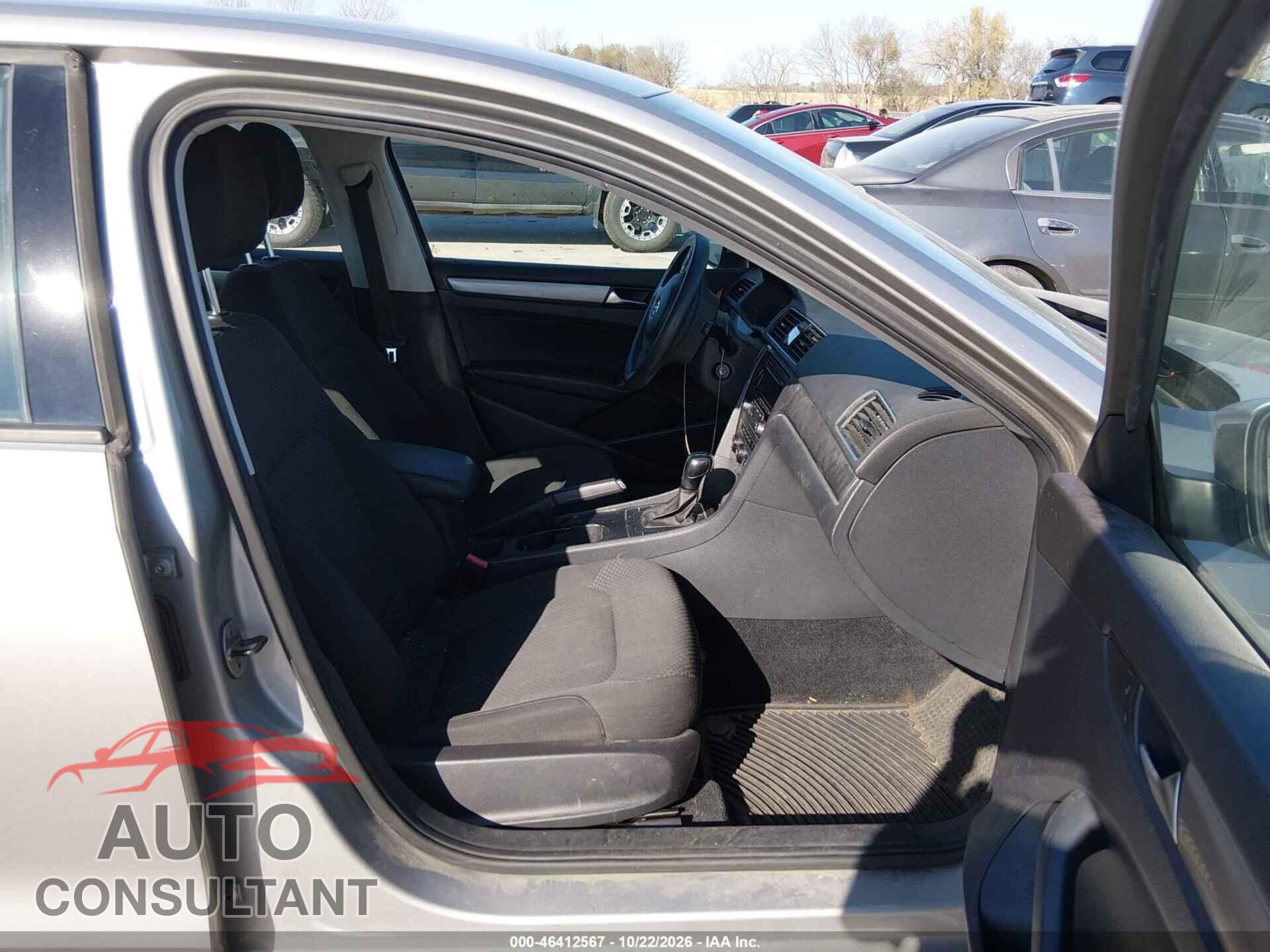 VOLKSWAGEN PASSAT 2013 - 1VWAP7A33DC062334