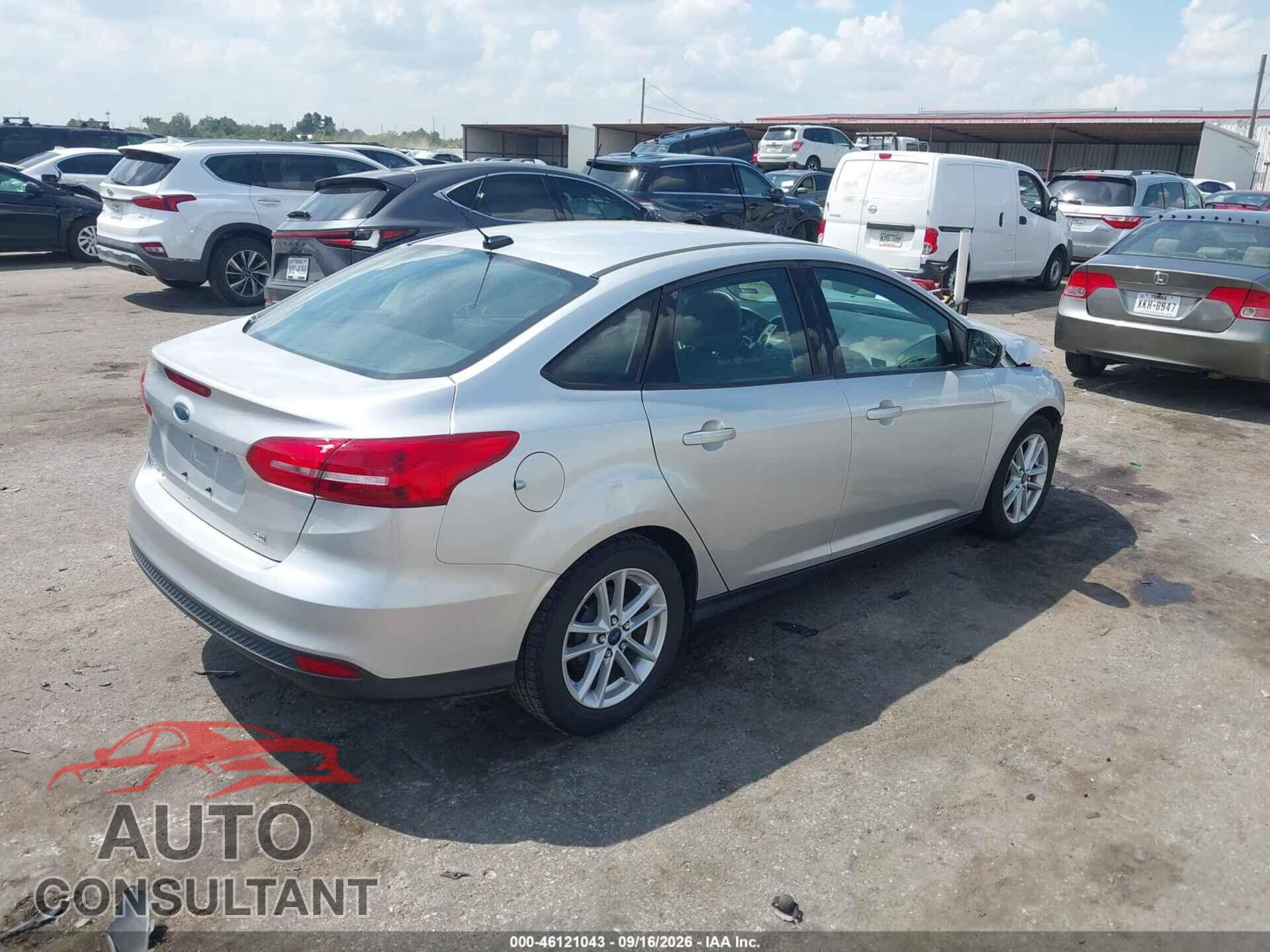 FORD FOCUS 2017 - 1FADP3F29HL328587
