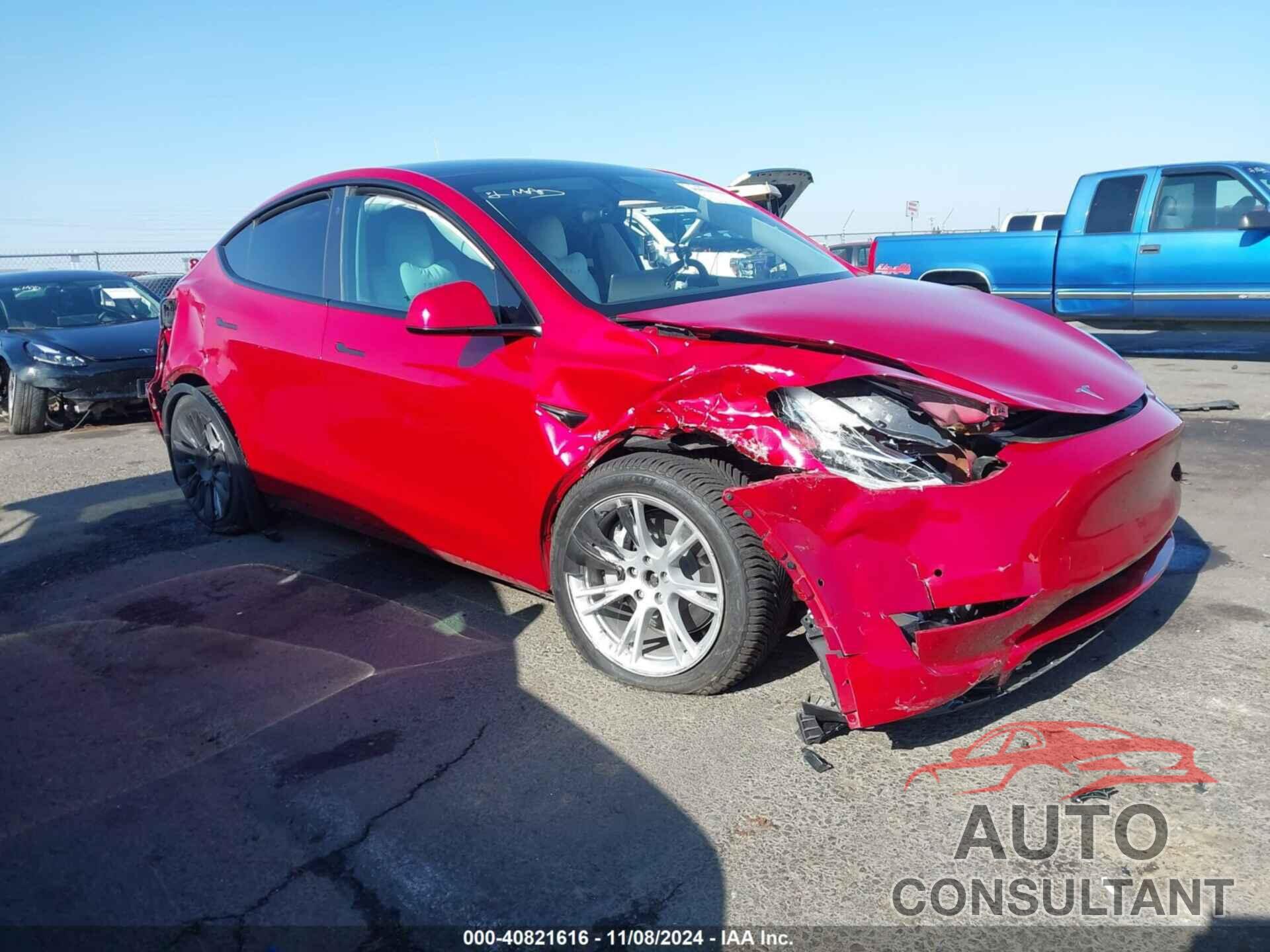 TESLA MODEL Y 2022 - 7SAYGDEE9NF407840