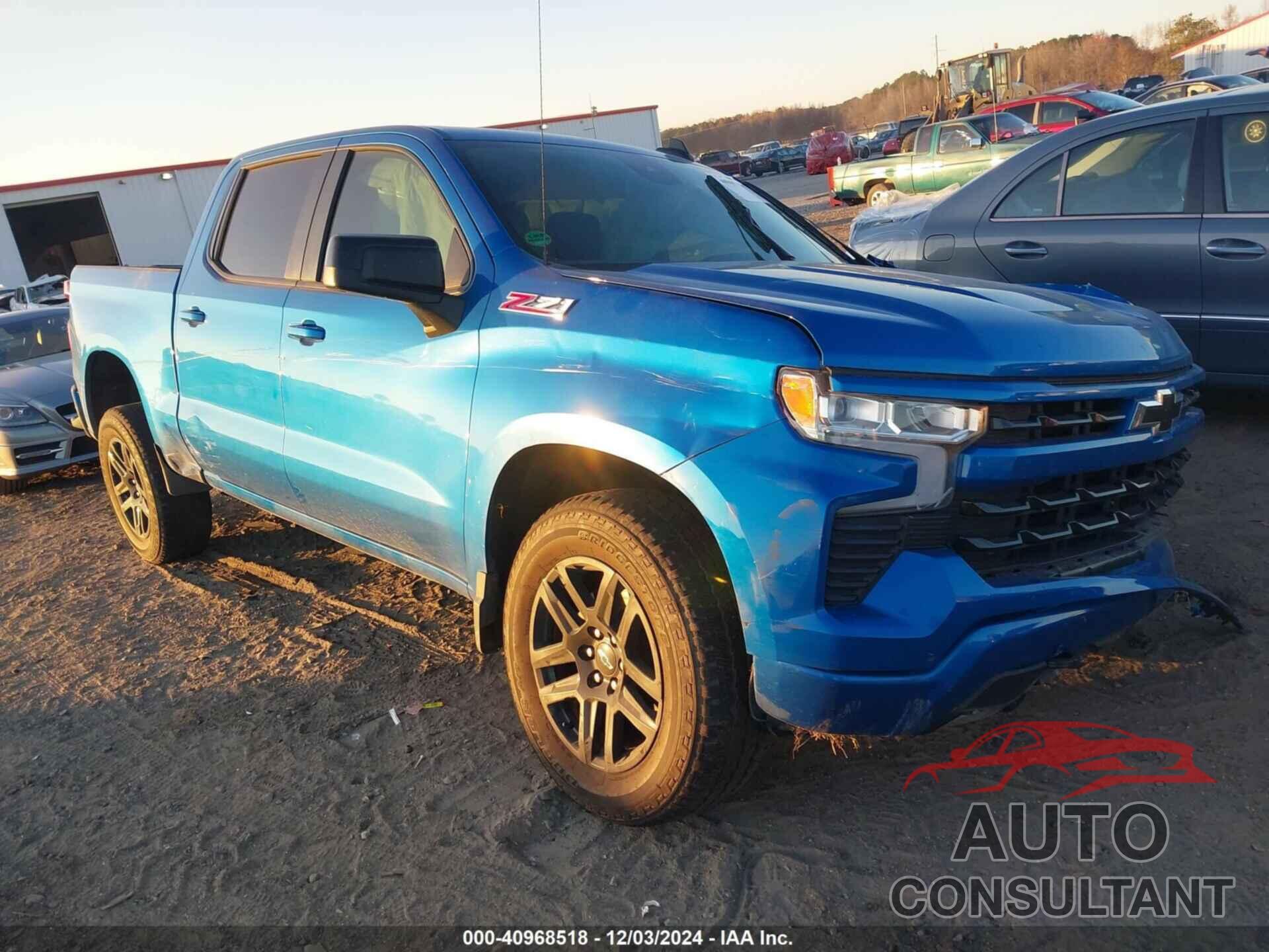 CHEVROLET SILVERADO 1500 2022 - 1GCUDEEDXNZ616127