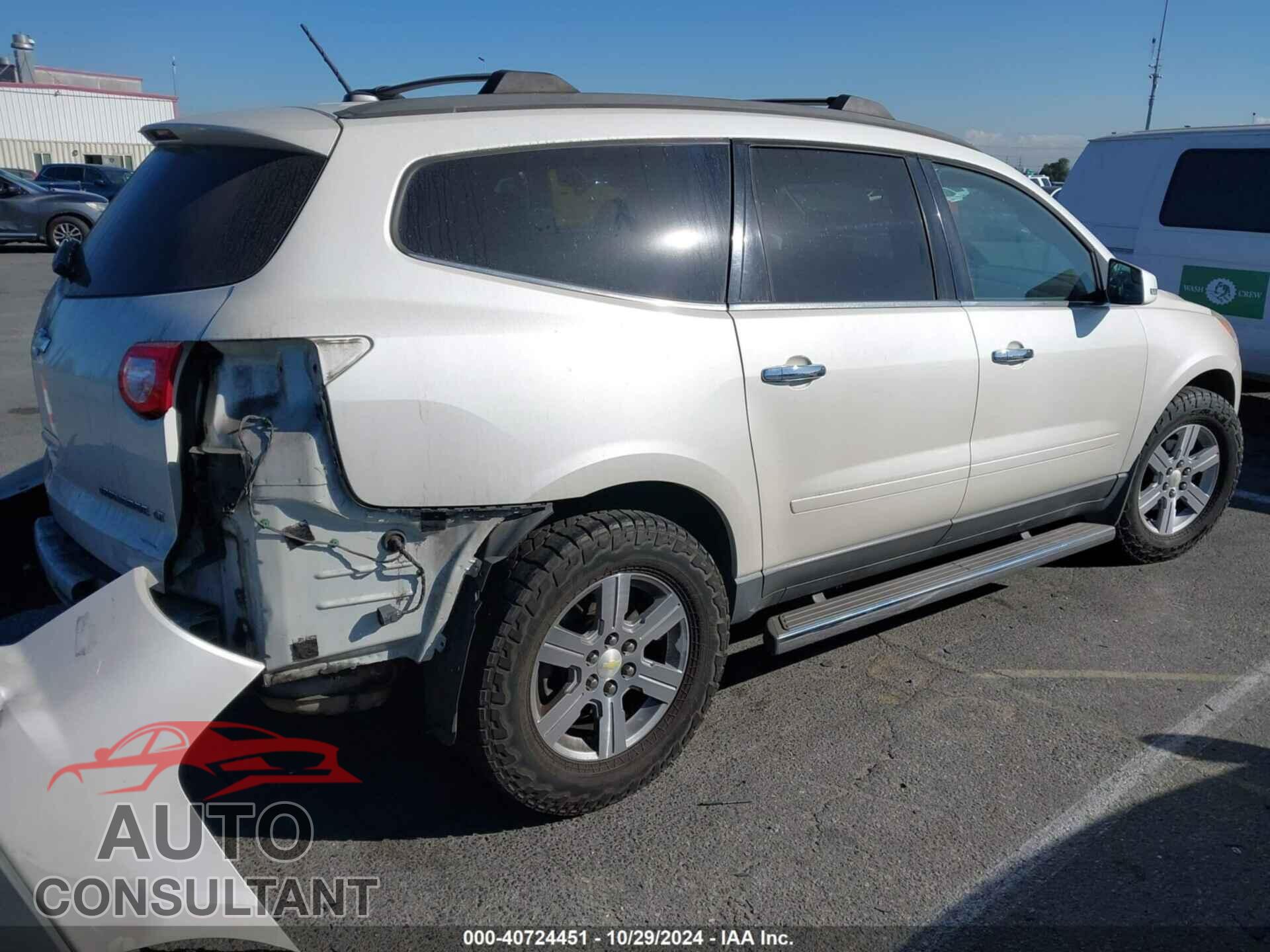 CHEVROLET TRAVERSE 2011 - 1GNKRJED3BJ147532