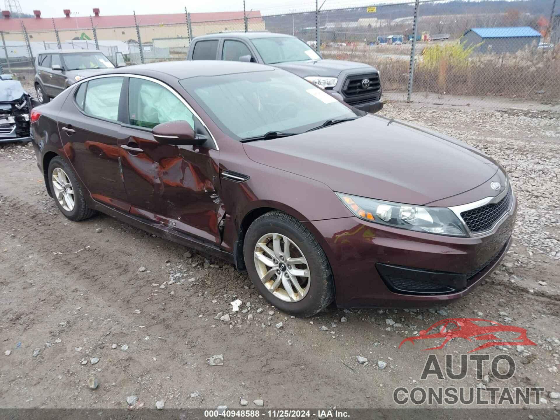 KIA OPTIMA 2011 - KNAGM4A78B5156442