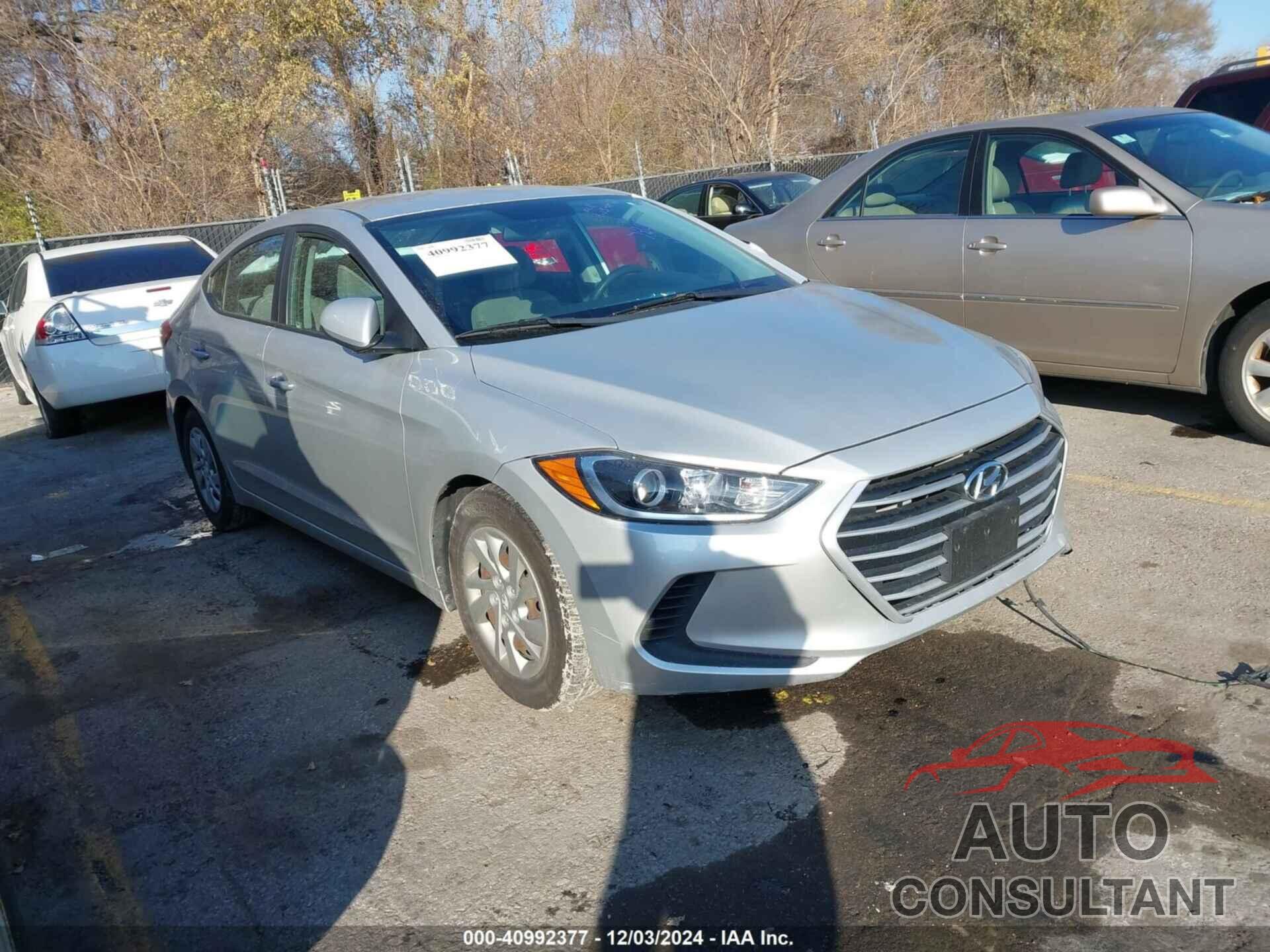 HYUNDAI ELANTRA 2017 - 5NPD74LF4HH207803