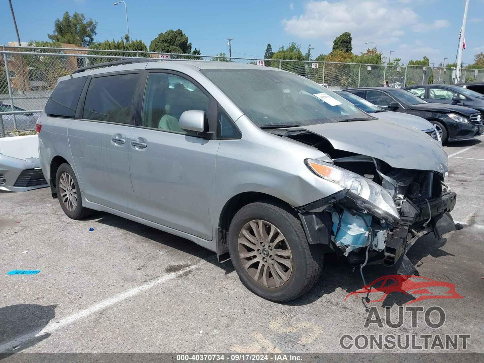 TOYOTA SIENNA 2020 - 5TDYZ3DC1LS048428