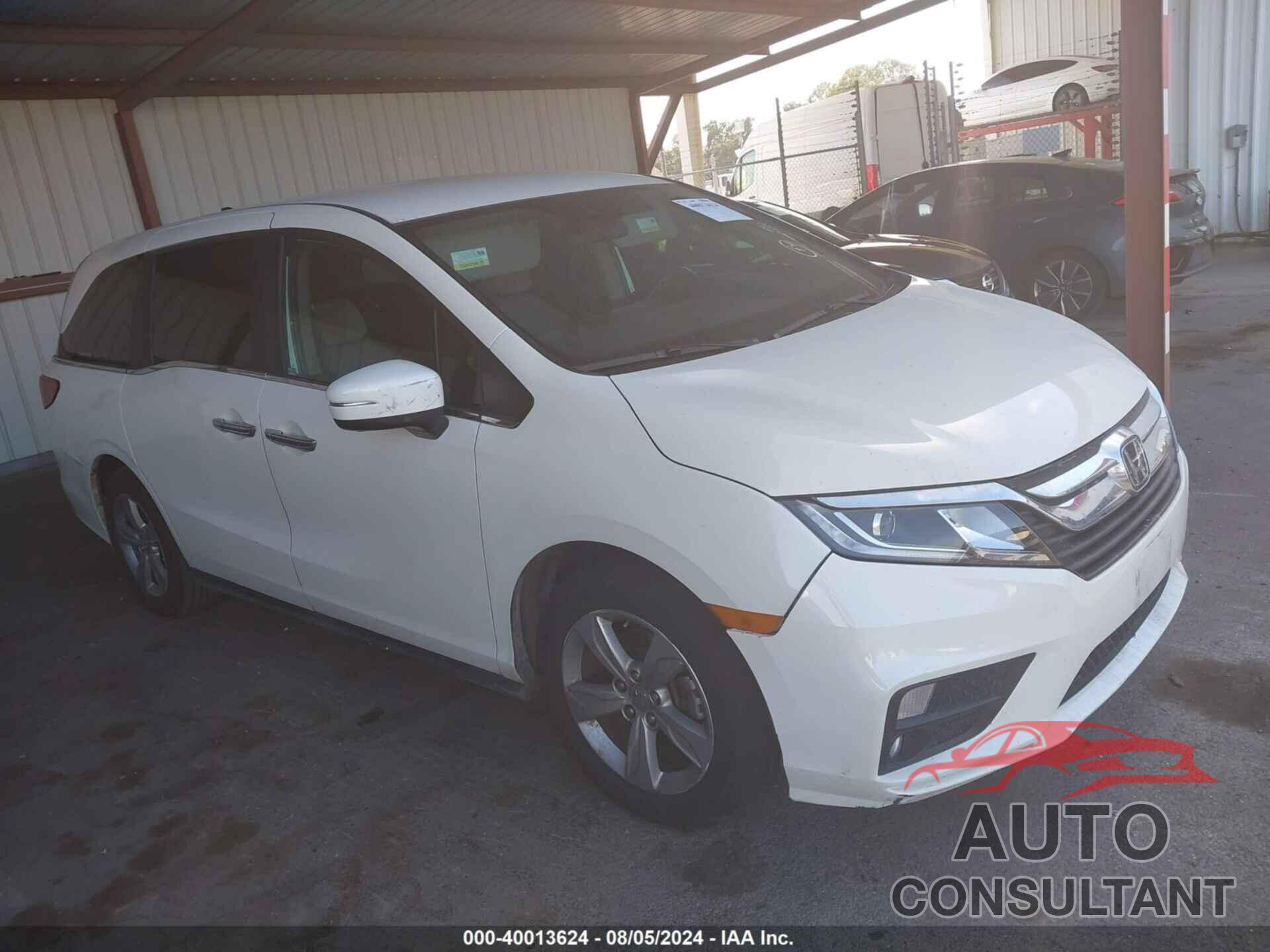 HONDA ODYSSEY 2018 - 5FNRL6H53JB101599