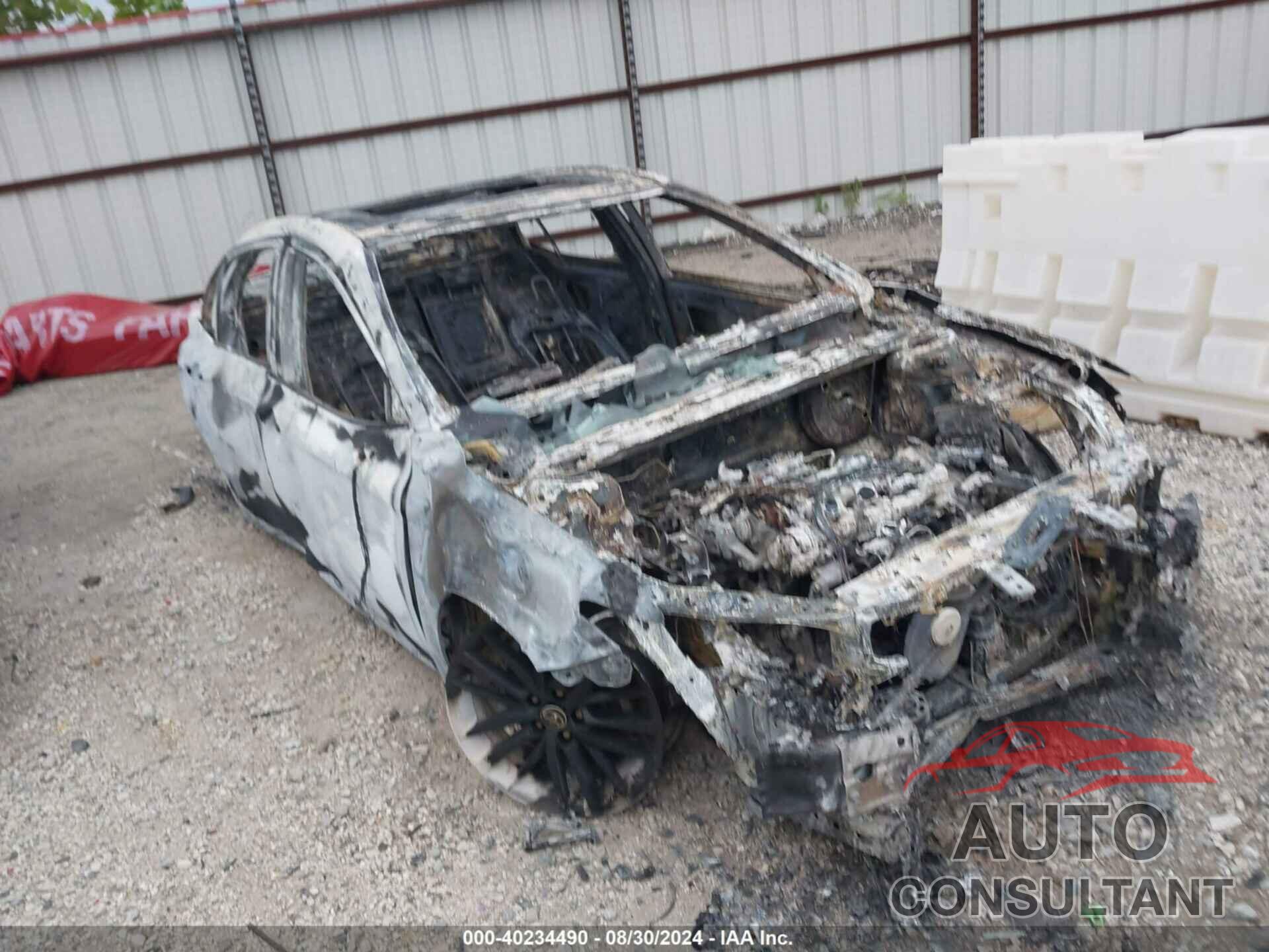TOYOTA CAMRY 2021 - 4T1KZ1AK3MU048073