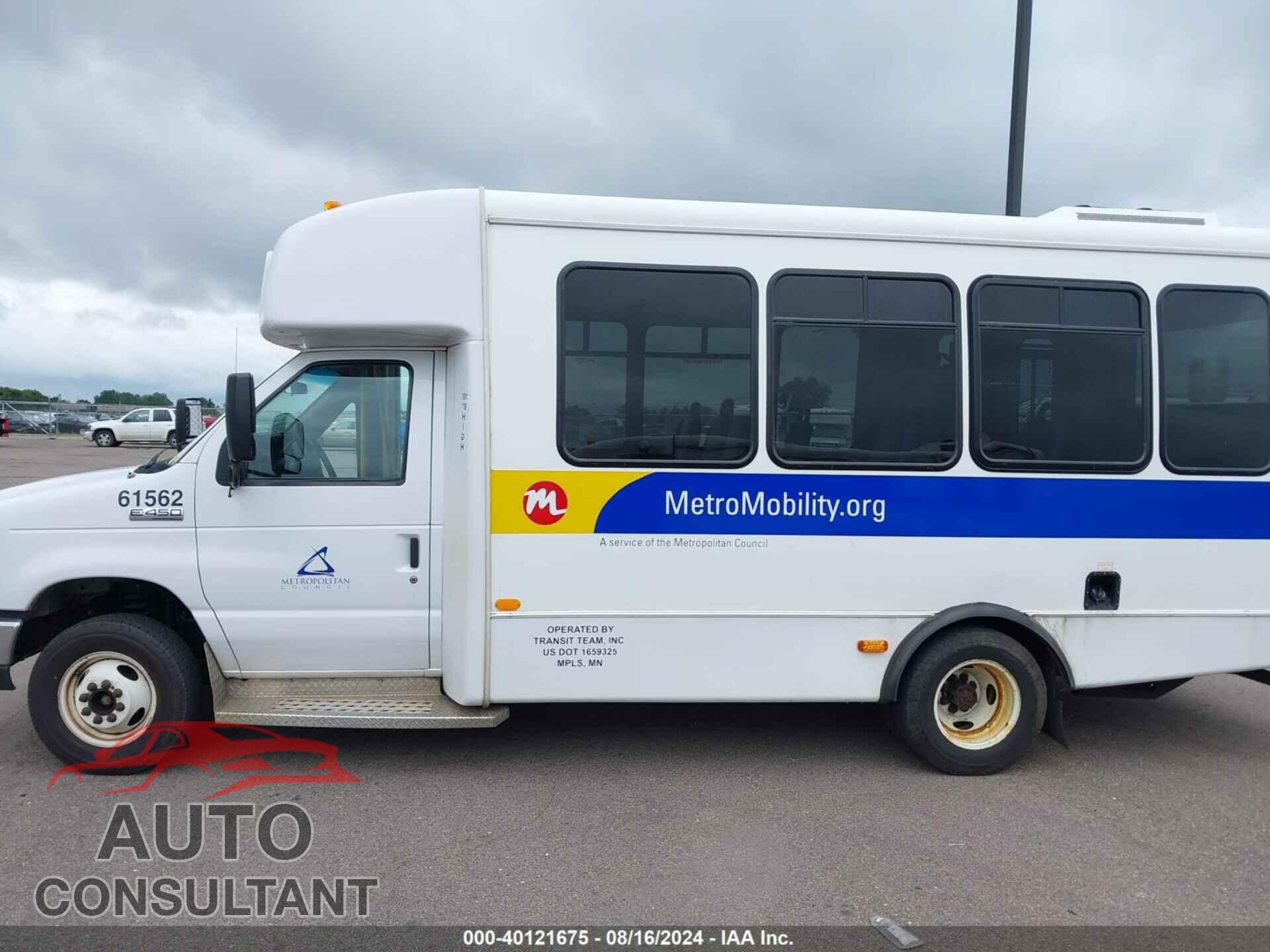 FORD ECONOLINE 2017 - 1FDFE4FS6HDC33599