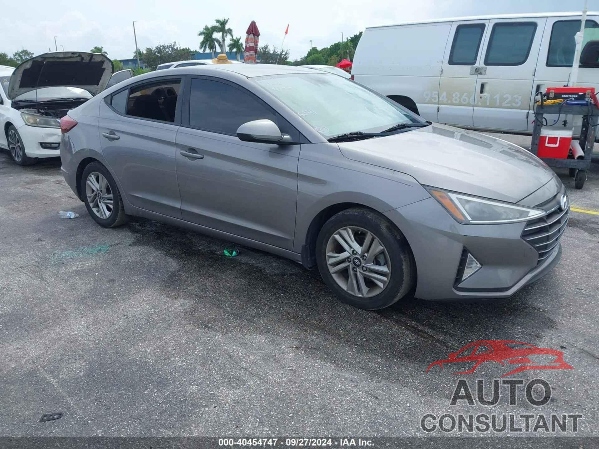 HYUNDAI ELANTRA 2020 - KMHD84LF9LU896521