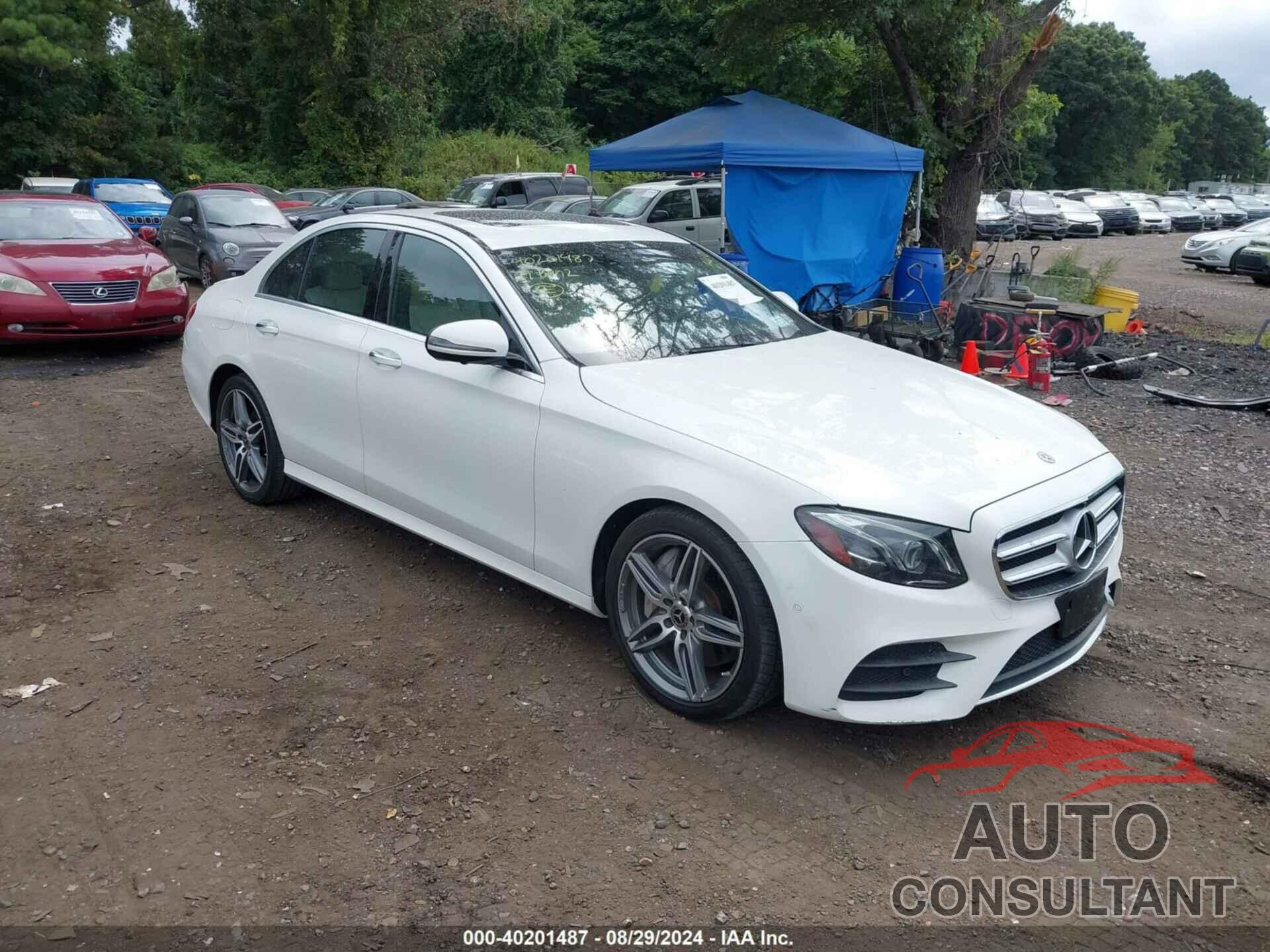 MERCEDES-BENZ E 300 2019 - WDDZF4KB6KA490054