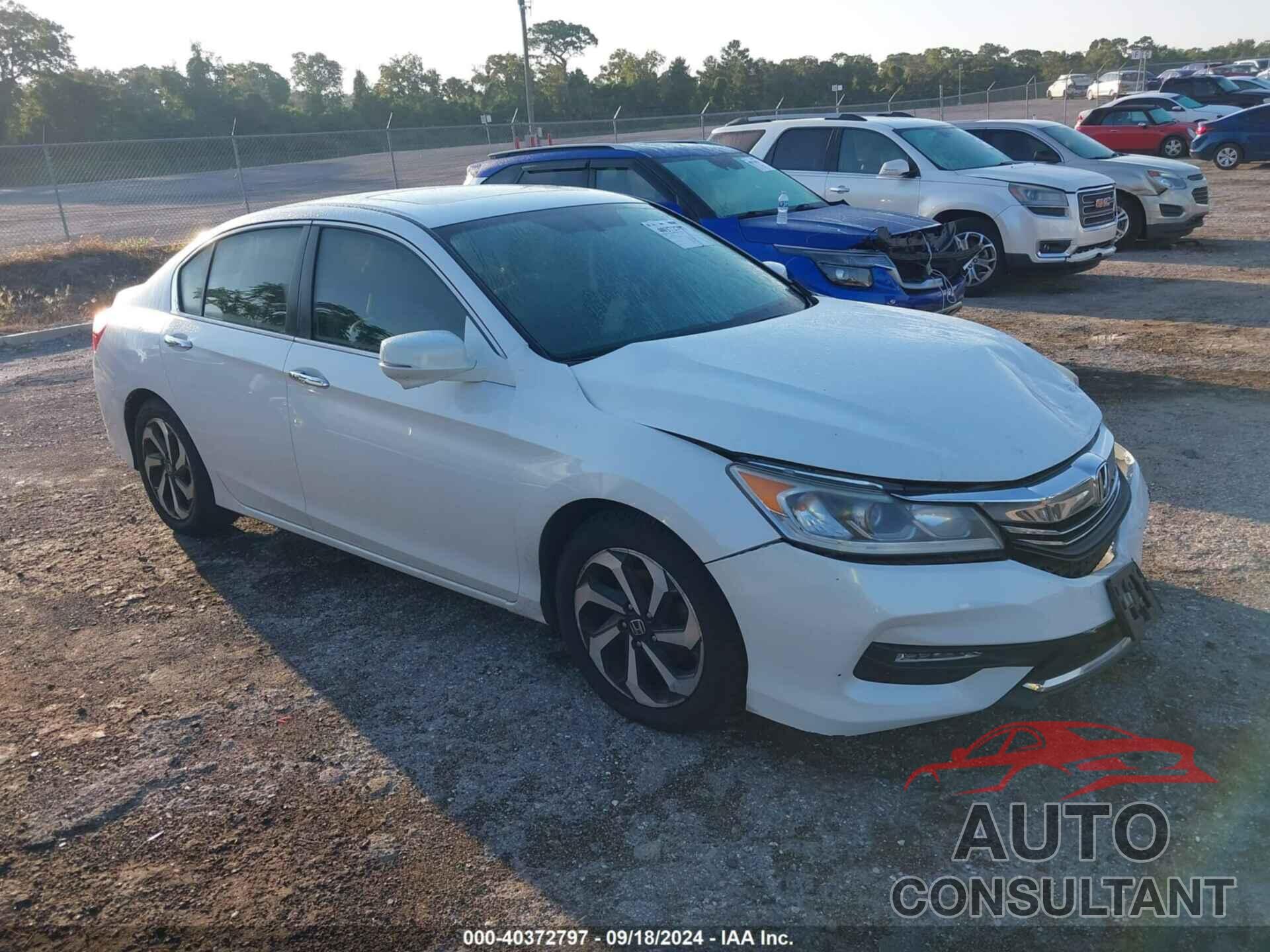 HONDA ACCORD 2016 - 1HGCR2F83GA136365