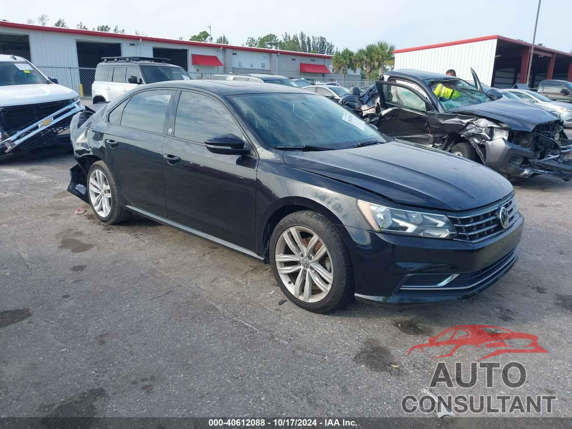 VOLKSWAGEN PASSAT 2019 - 1VWLA7A32KC013102