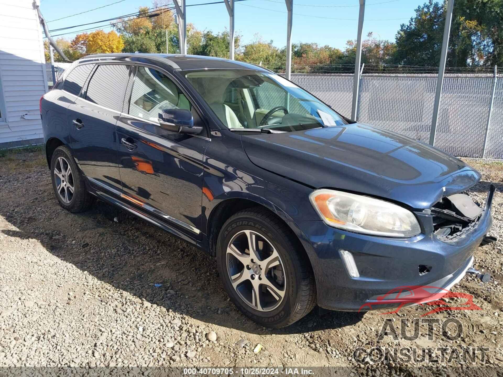 VOLVO XC60 2015 - YV4902RB0F2587074