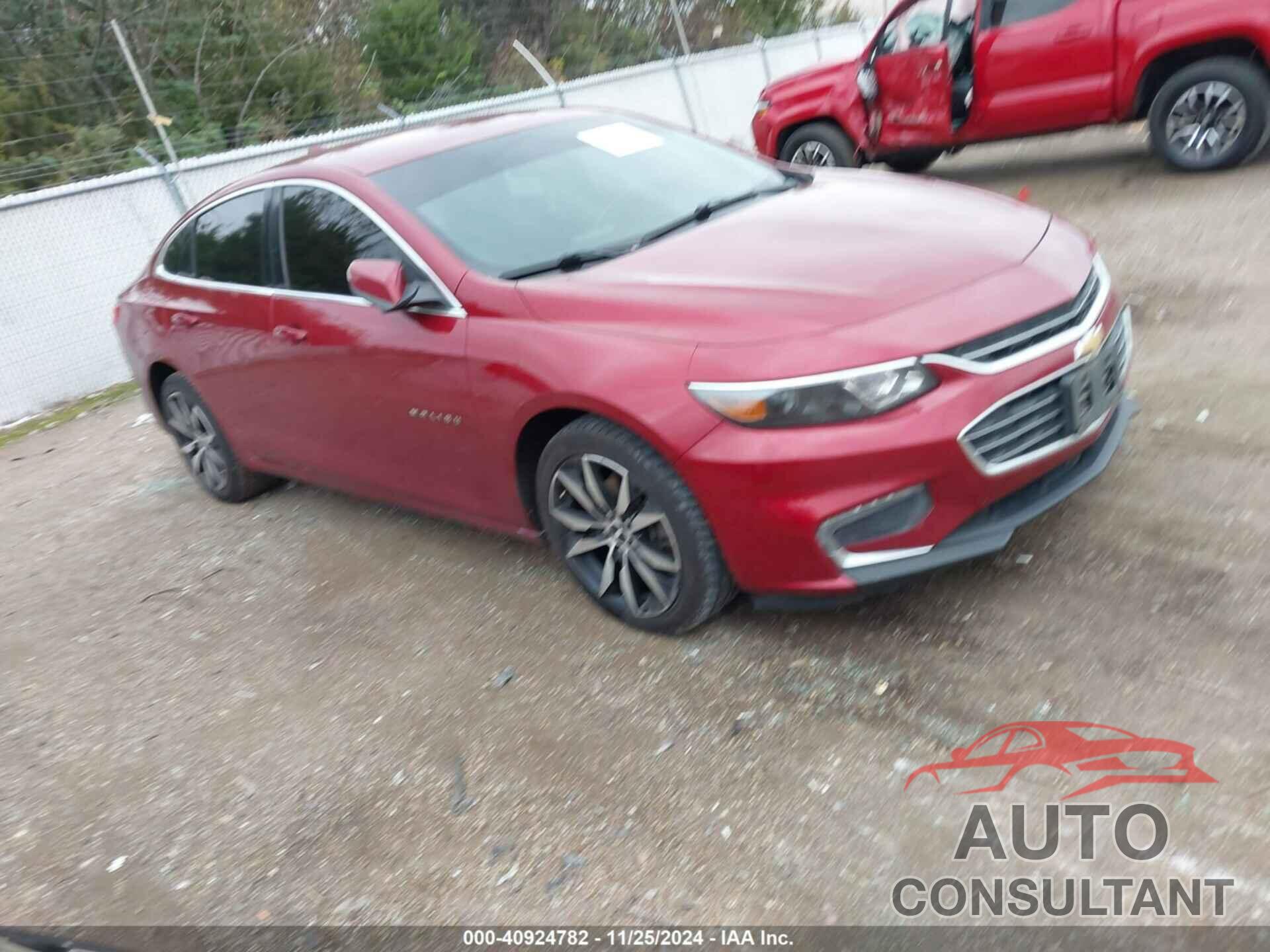 CHEVROLET MALIBU 2018 - 1G1ZD5ST8JF282654